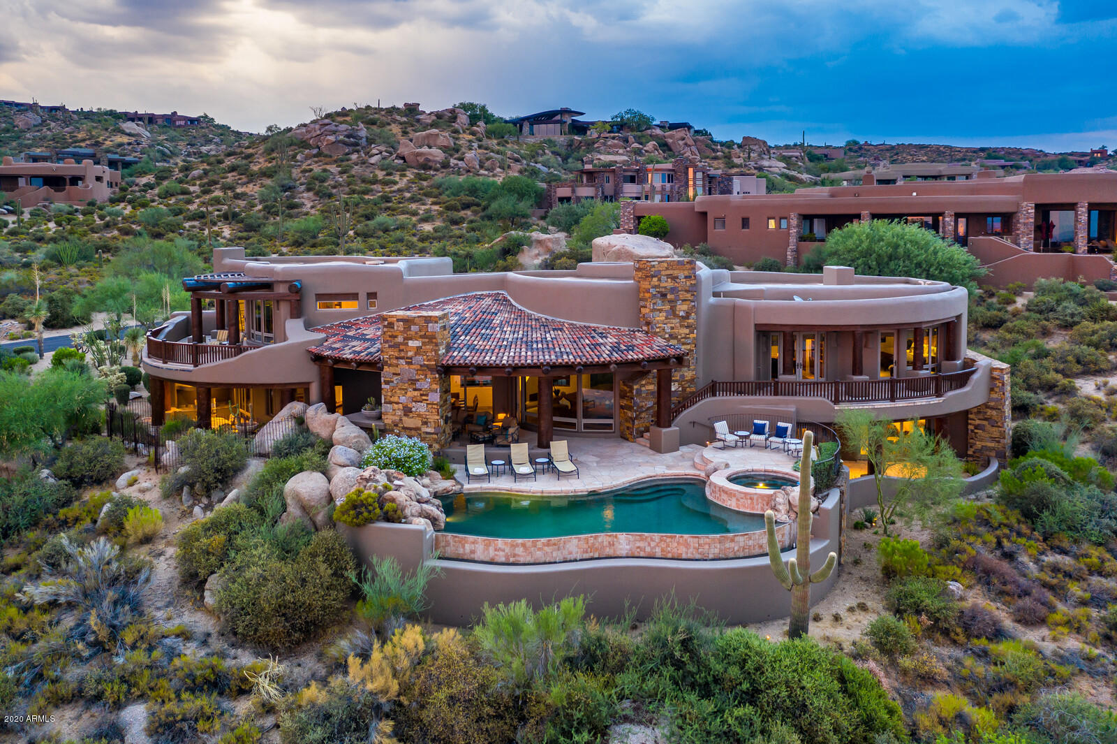 DESERT MOUNTAIN - Residential