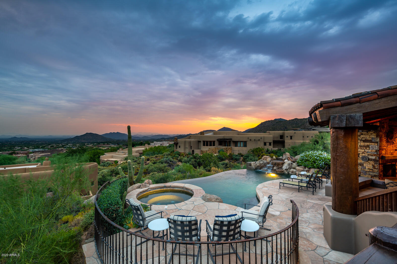 DESERT MOUNTAIN - Residential