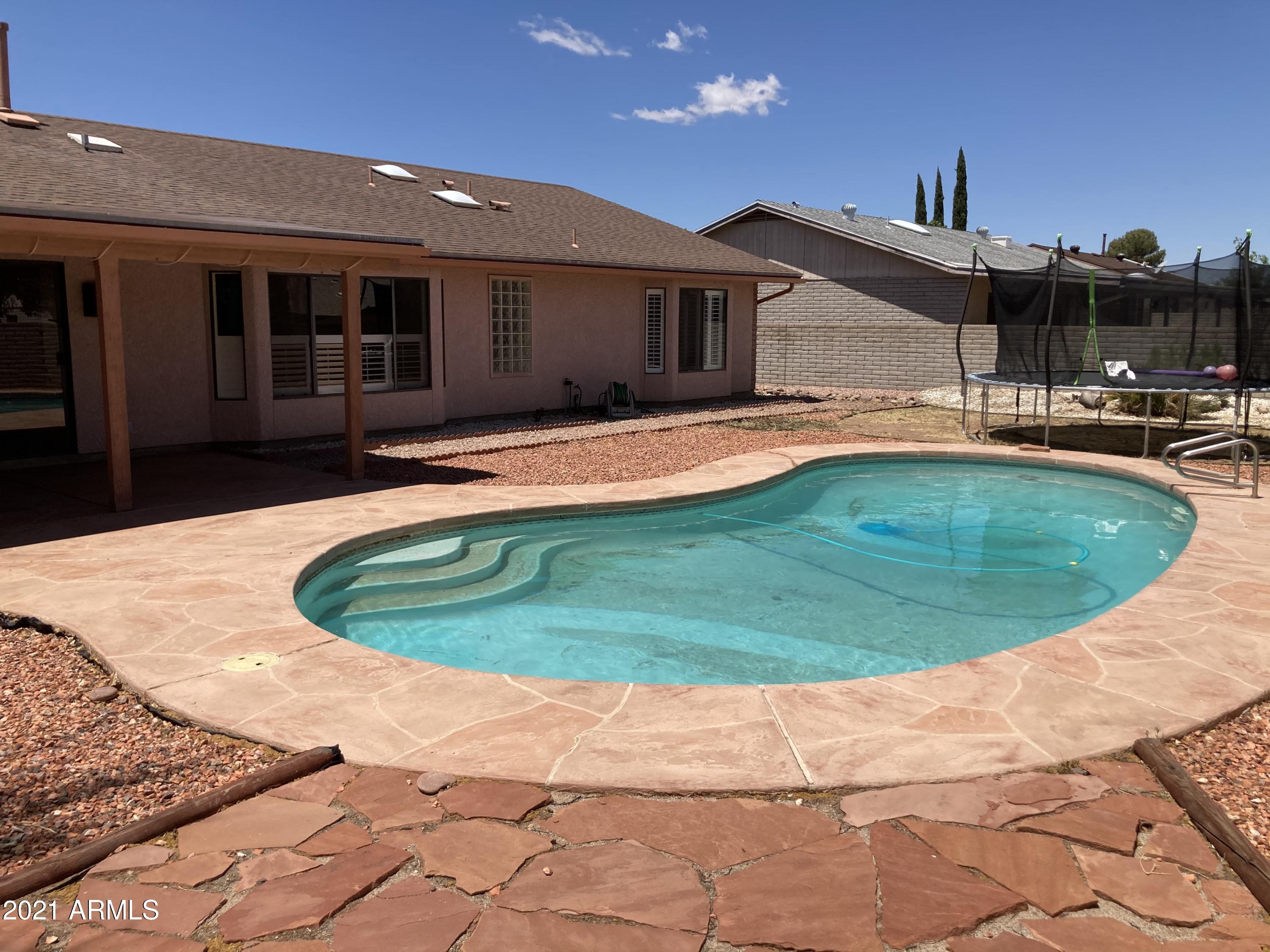 EAGLE RIDGE - Residential