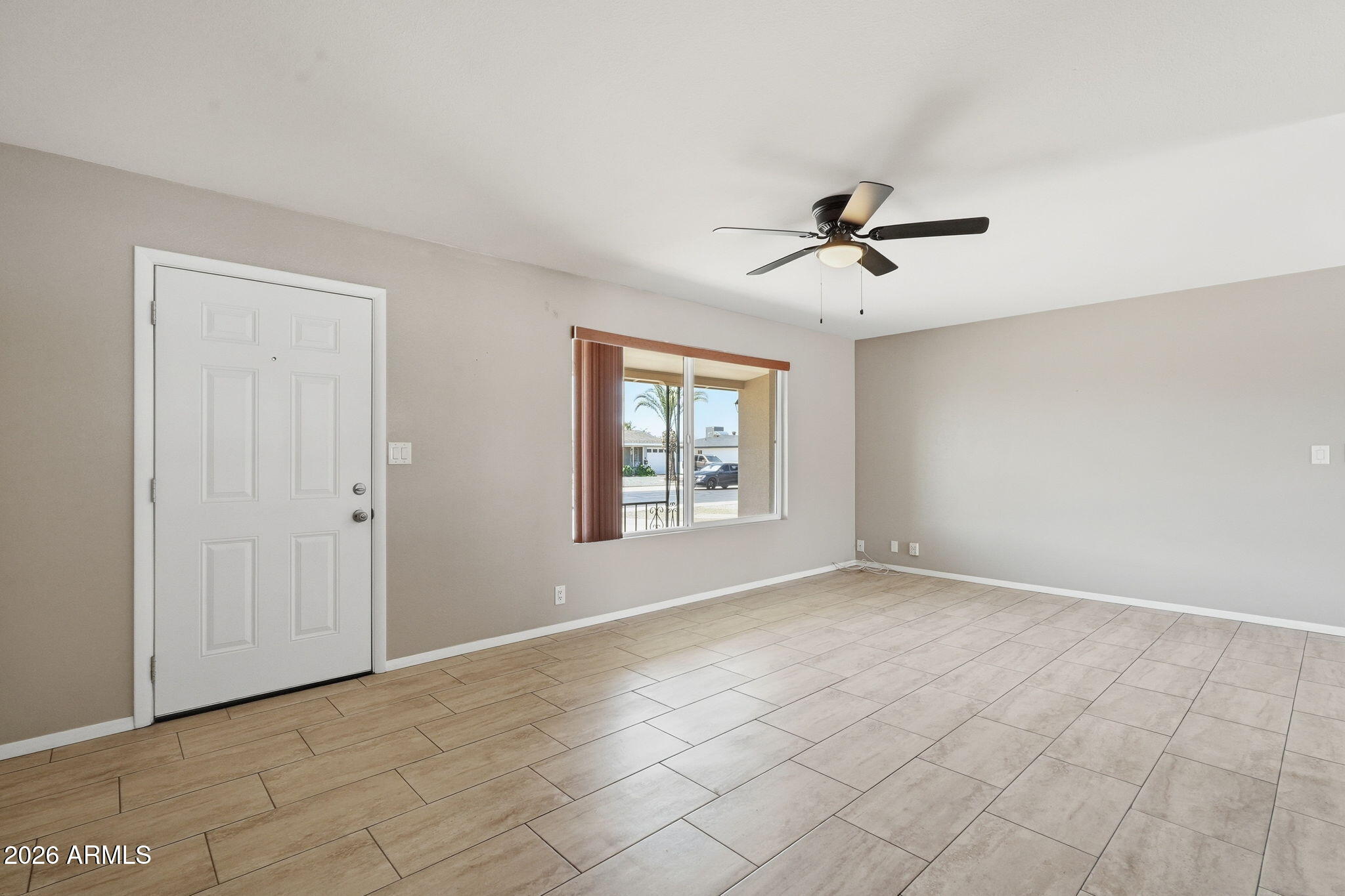 Properties 4 5446 E Dallas Street