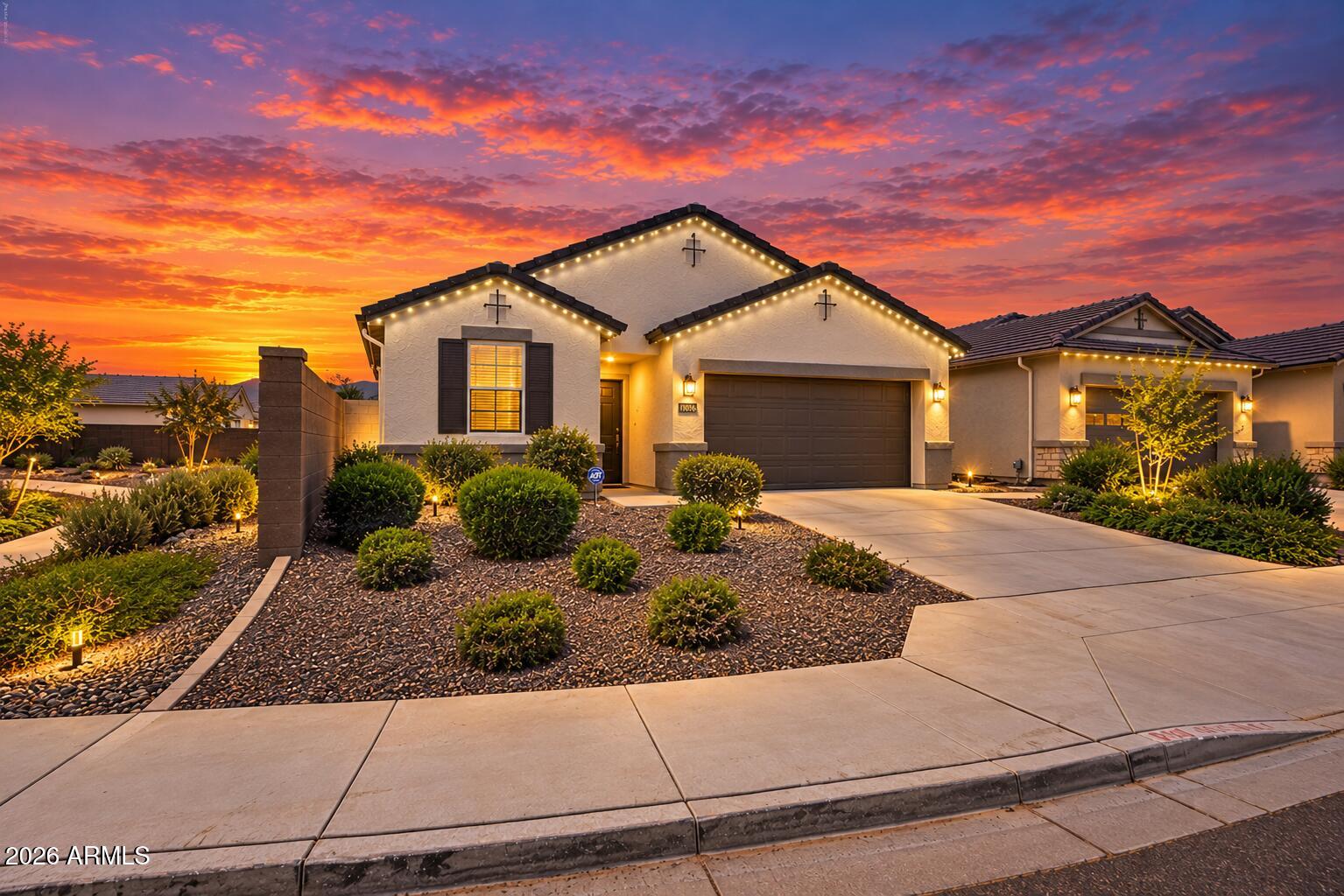 10056 S SAGUARO Drive