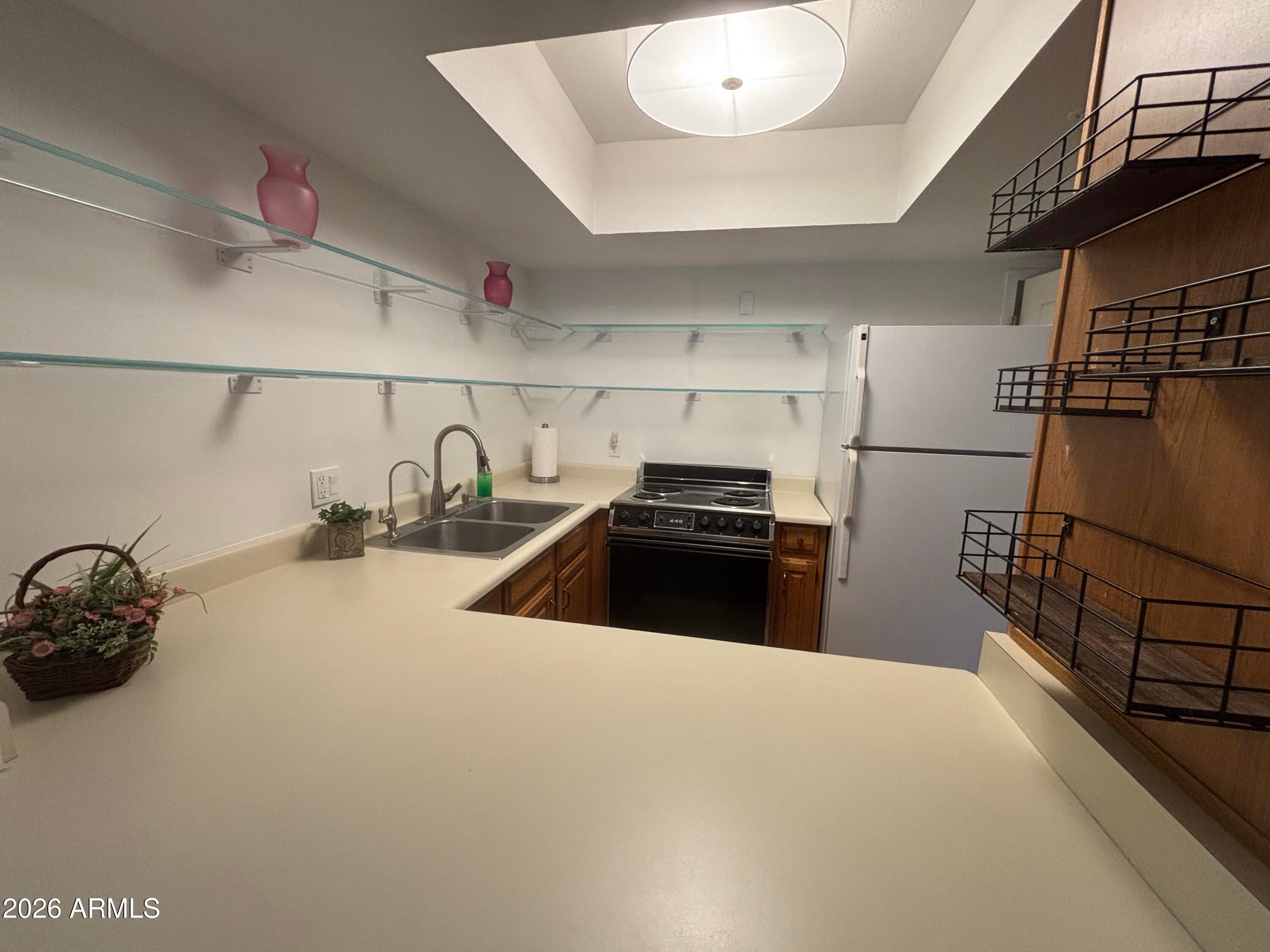 10330 W THUNDERBIRD Boulevard C123