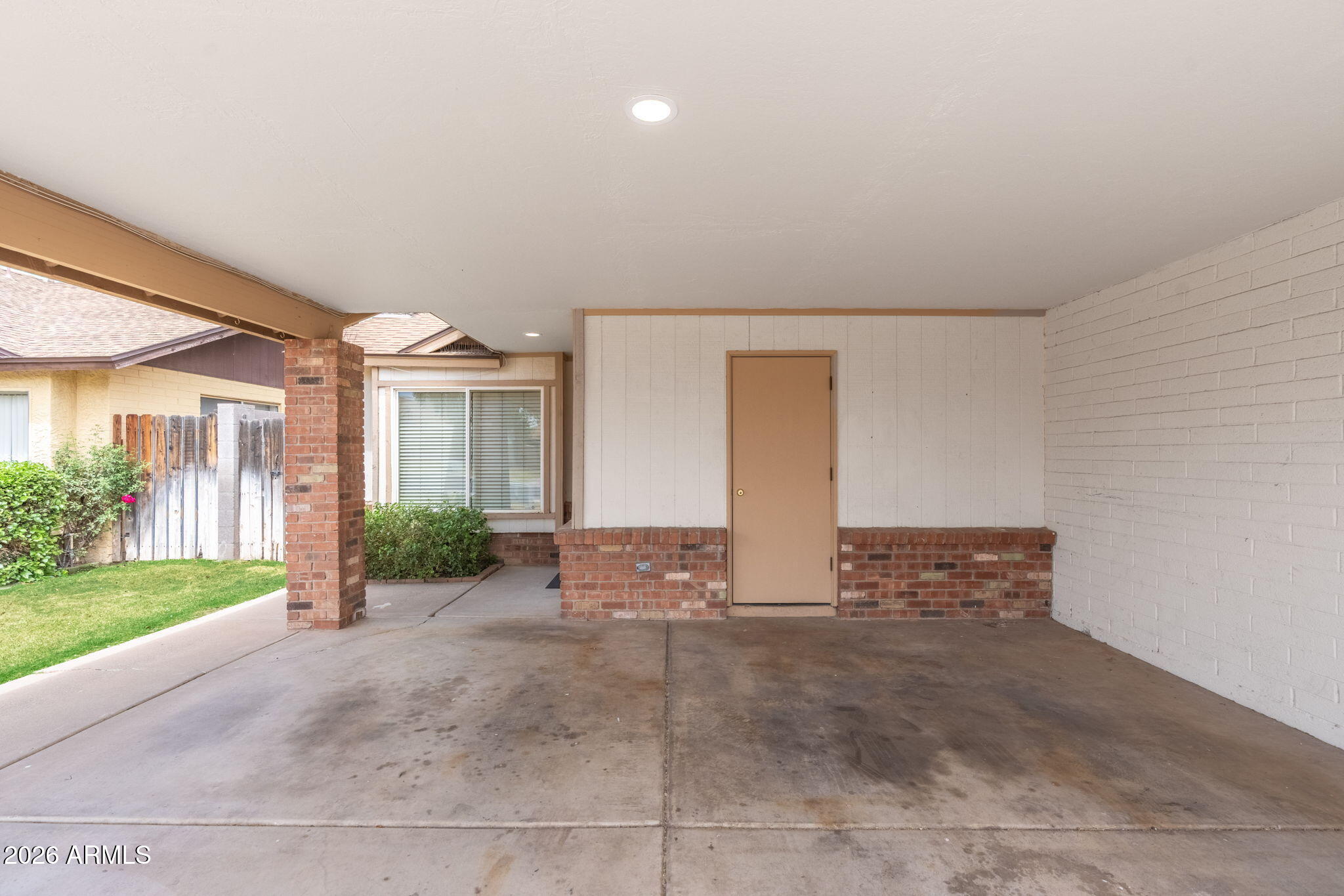 3356 E CRESCENT Avenue