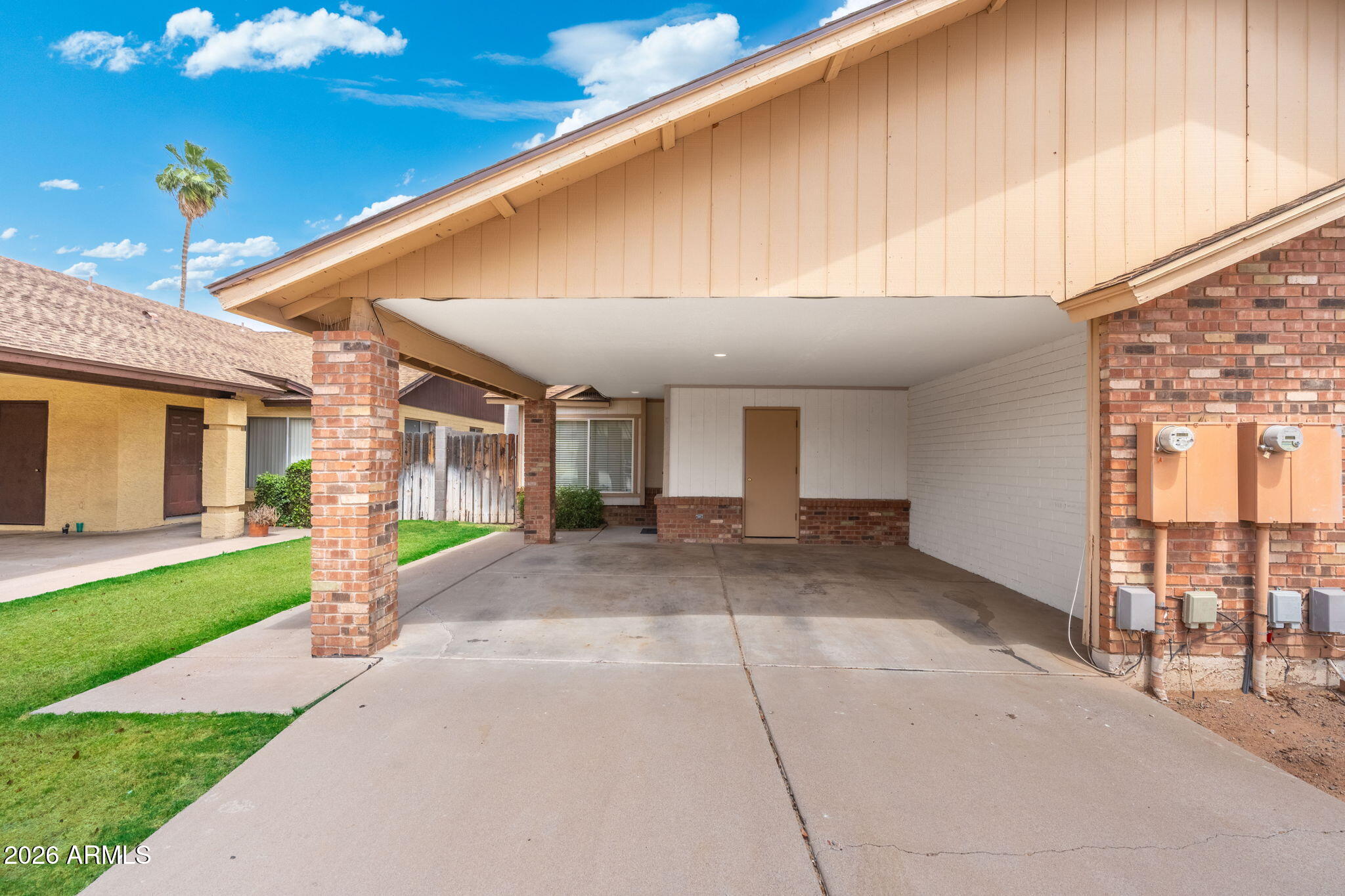 3356 E CRESCENT Avenue