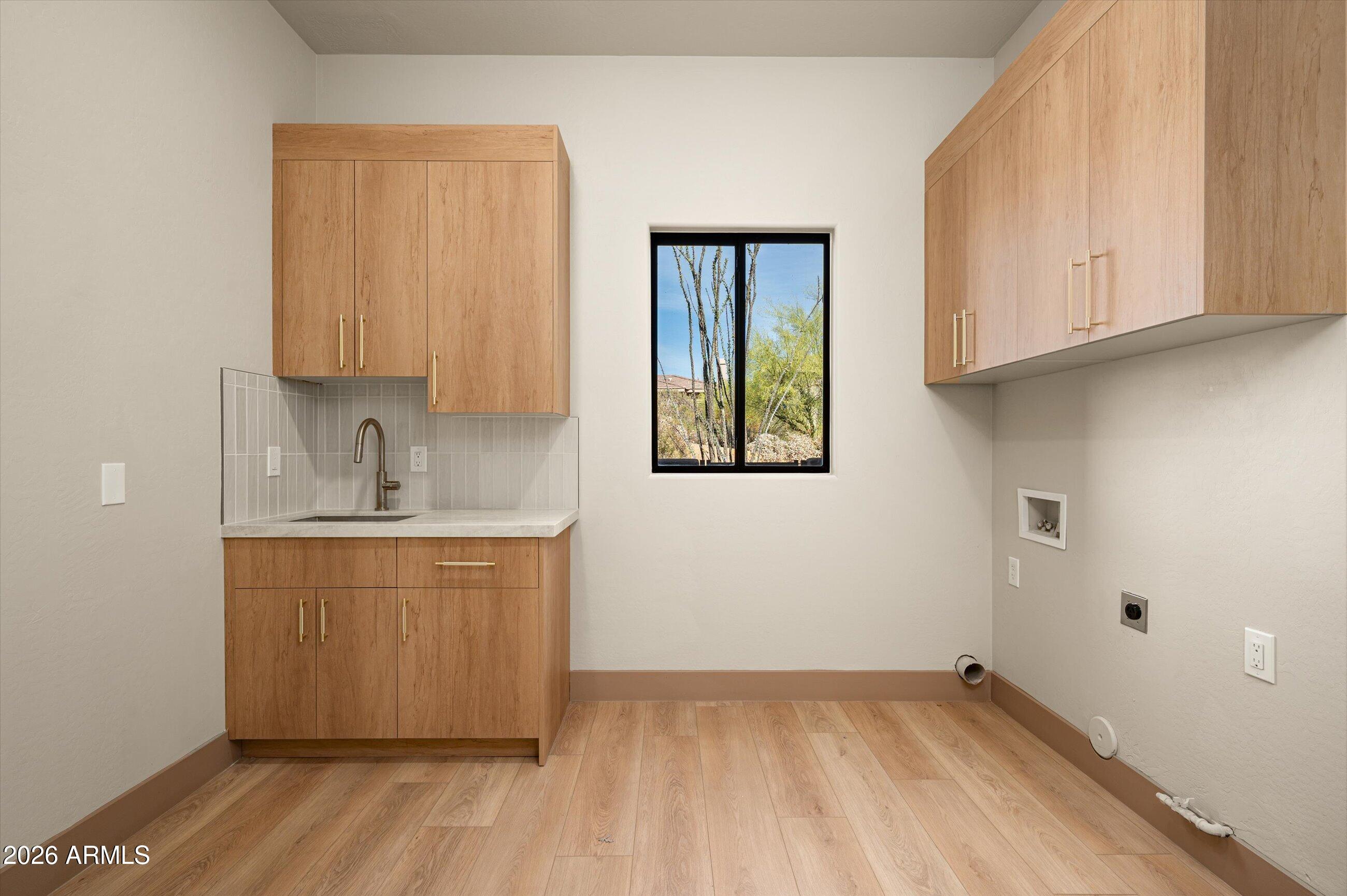 Scottsdale, Arizona, 85262, United States, 4 Bedrooms Bedrooms, ,4 BathroomsBathrooms,Residential,Active,2041584