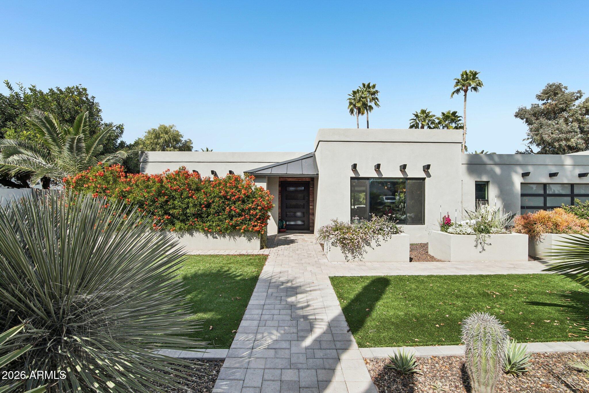 5710 E BETTY ELYSE Lane