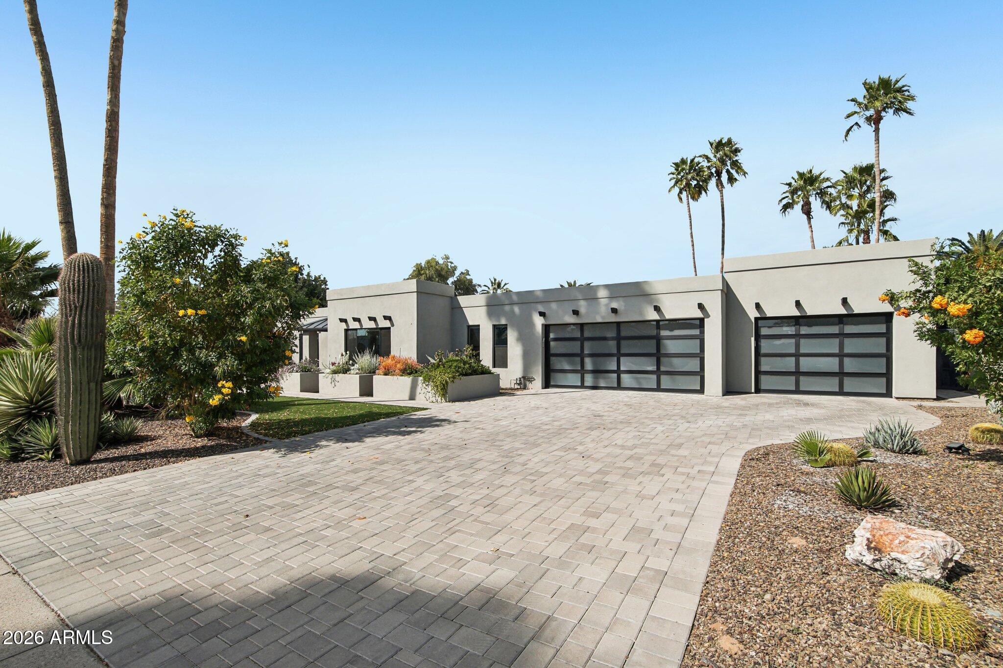 5710 E BETTY ELYSE Lane