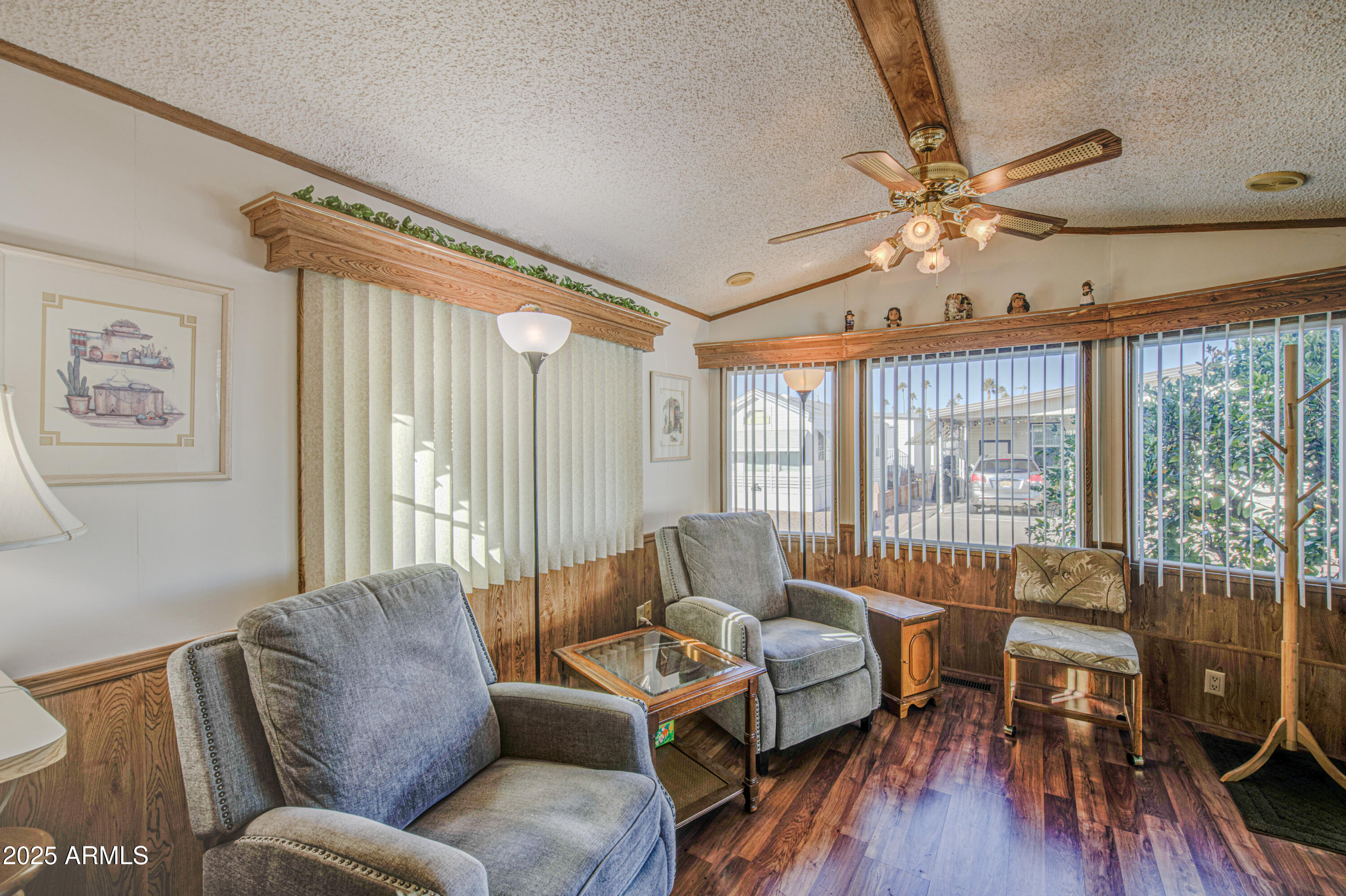 7750 E BROADWAY Road 832