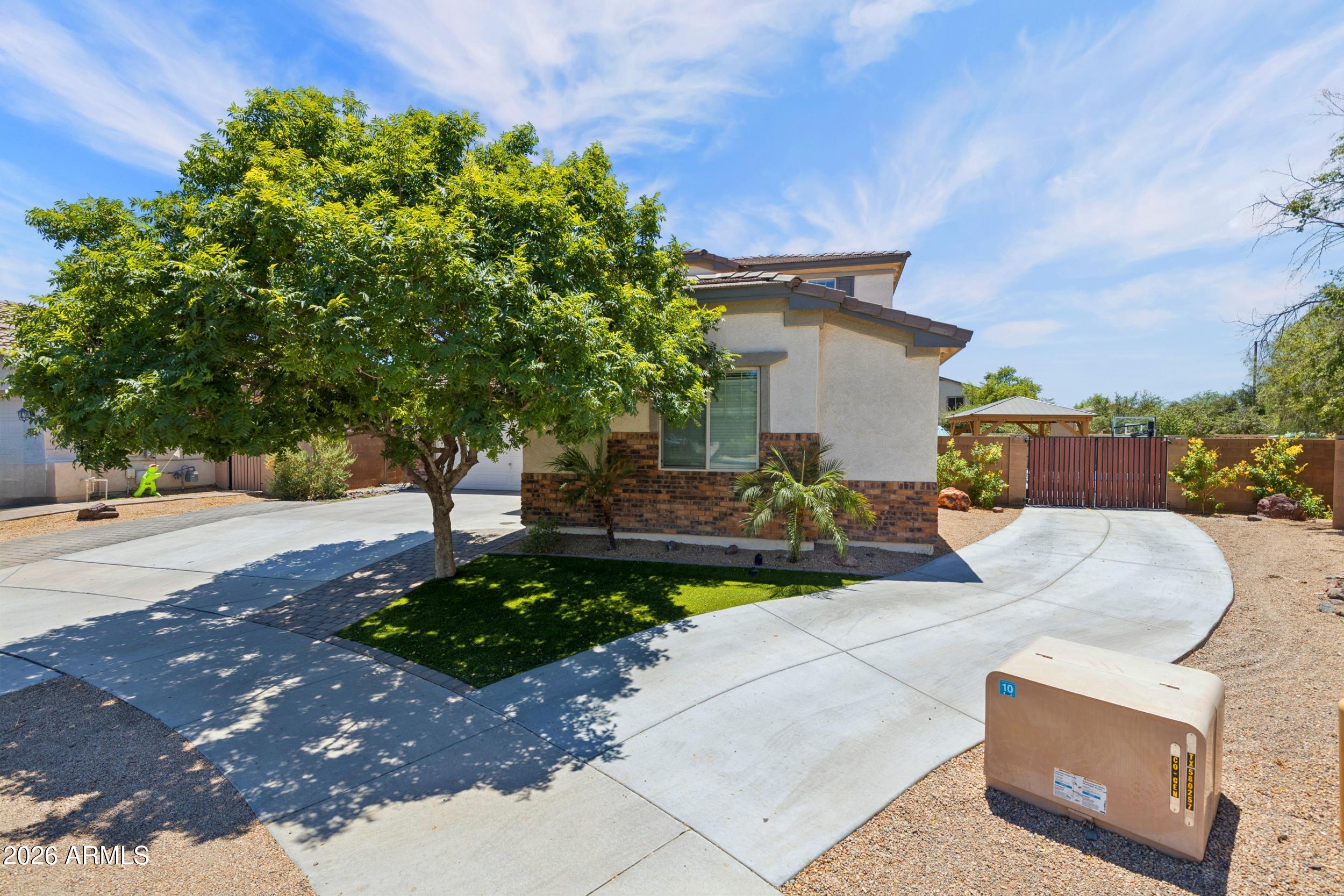 254 S 172ND Lane