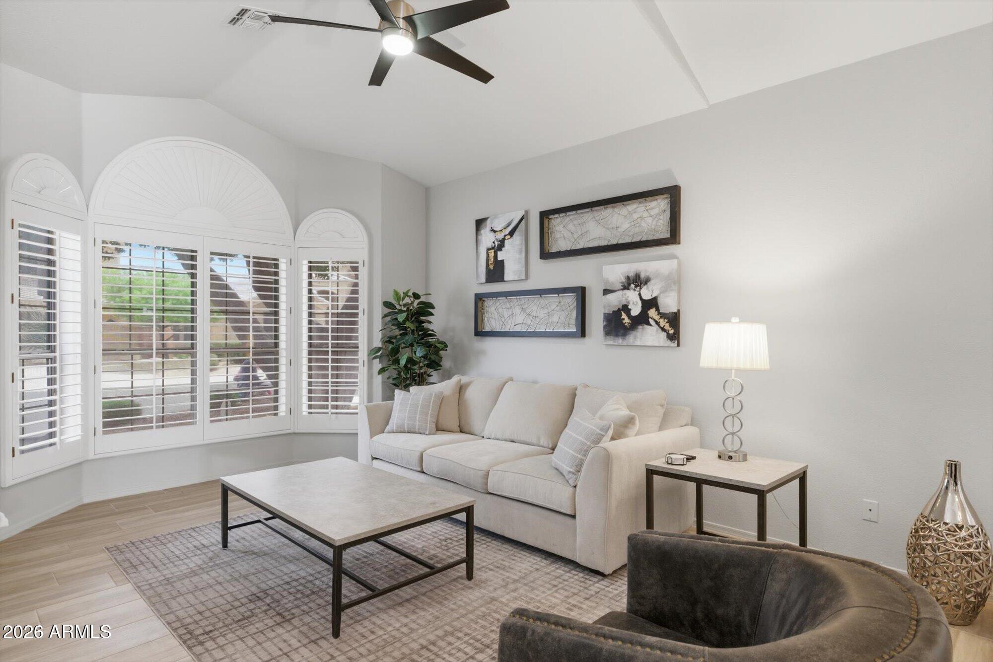 9750 E GELDING Drive