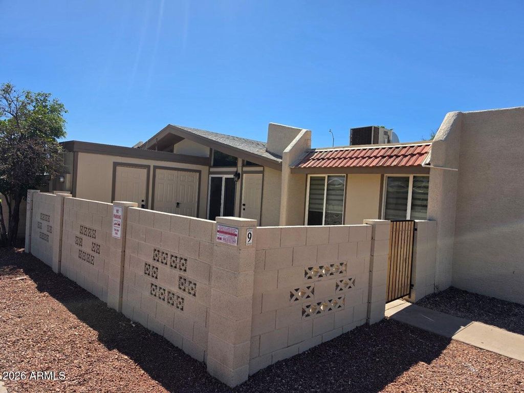 Photo of 525 N May Street #9, Mesa, AZ 85201 (MLS # 7049250)