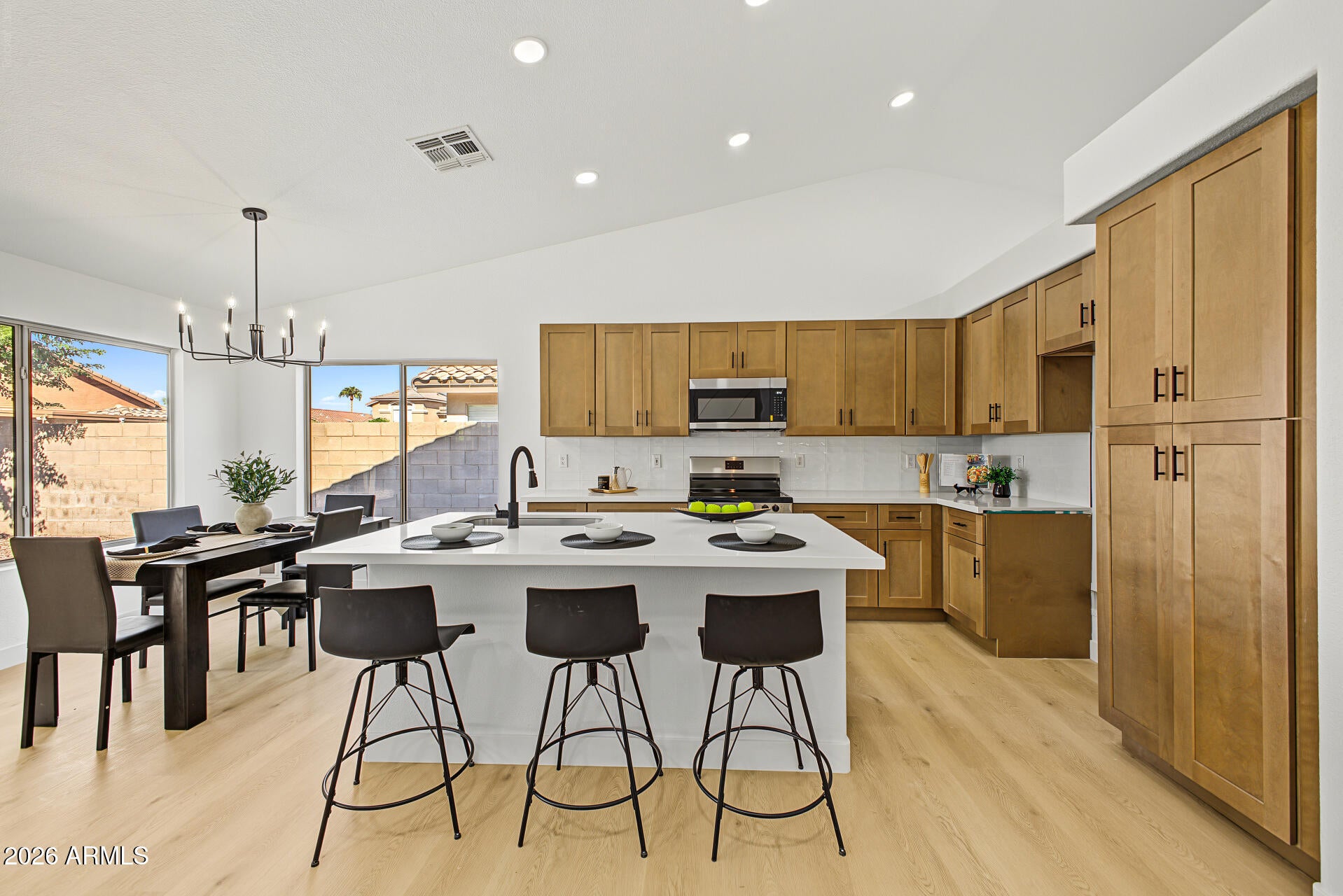 14904 W HONEYSUCKLE Lane