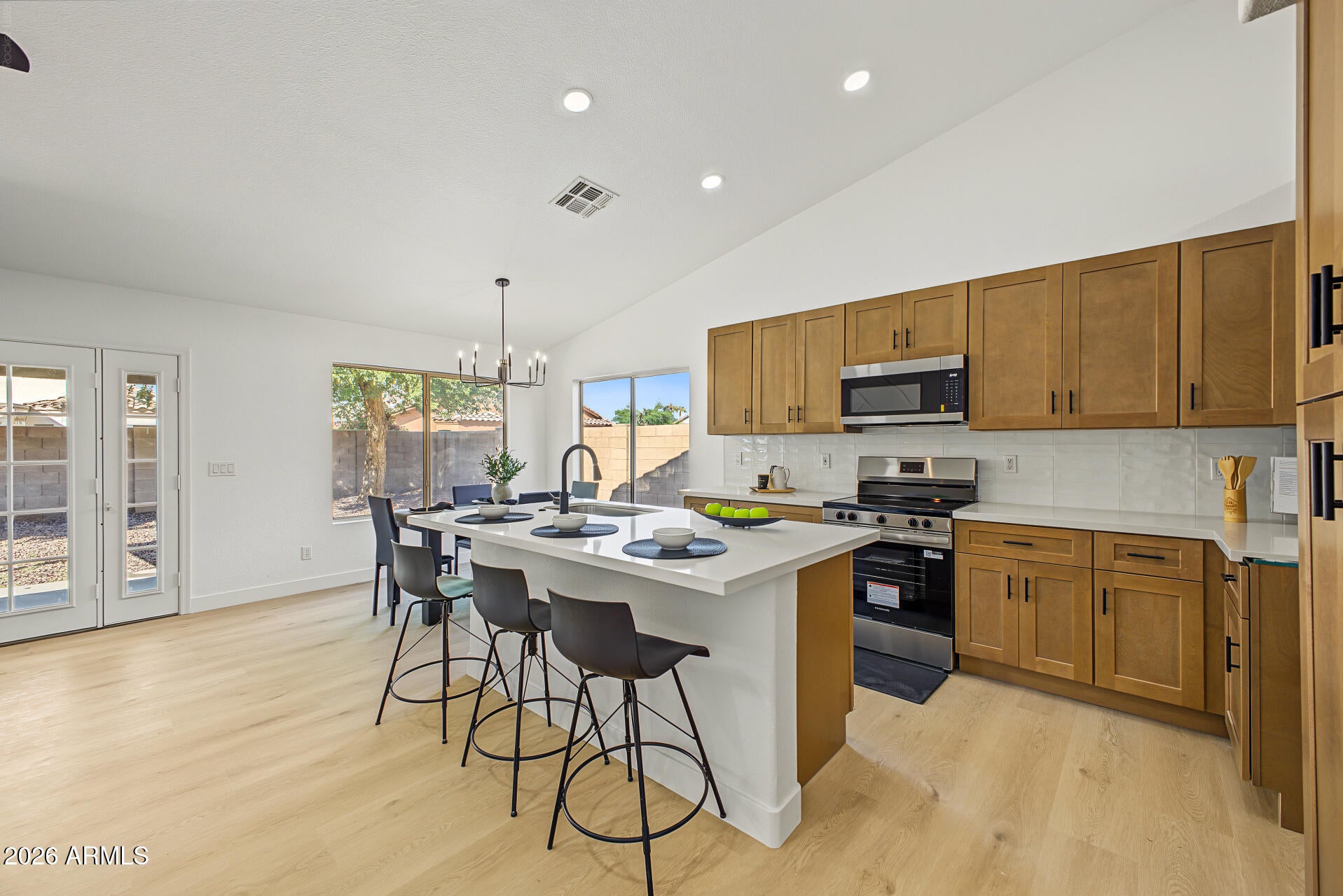 14904 W HONEYSUCKLE Lane