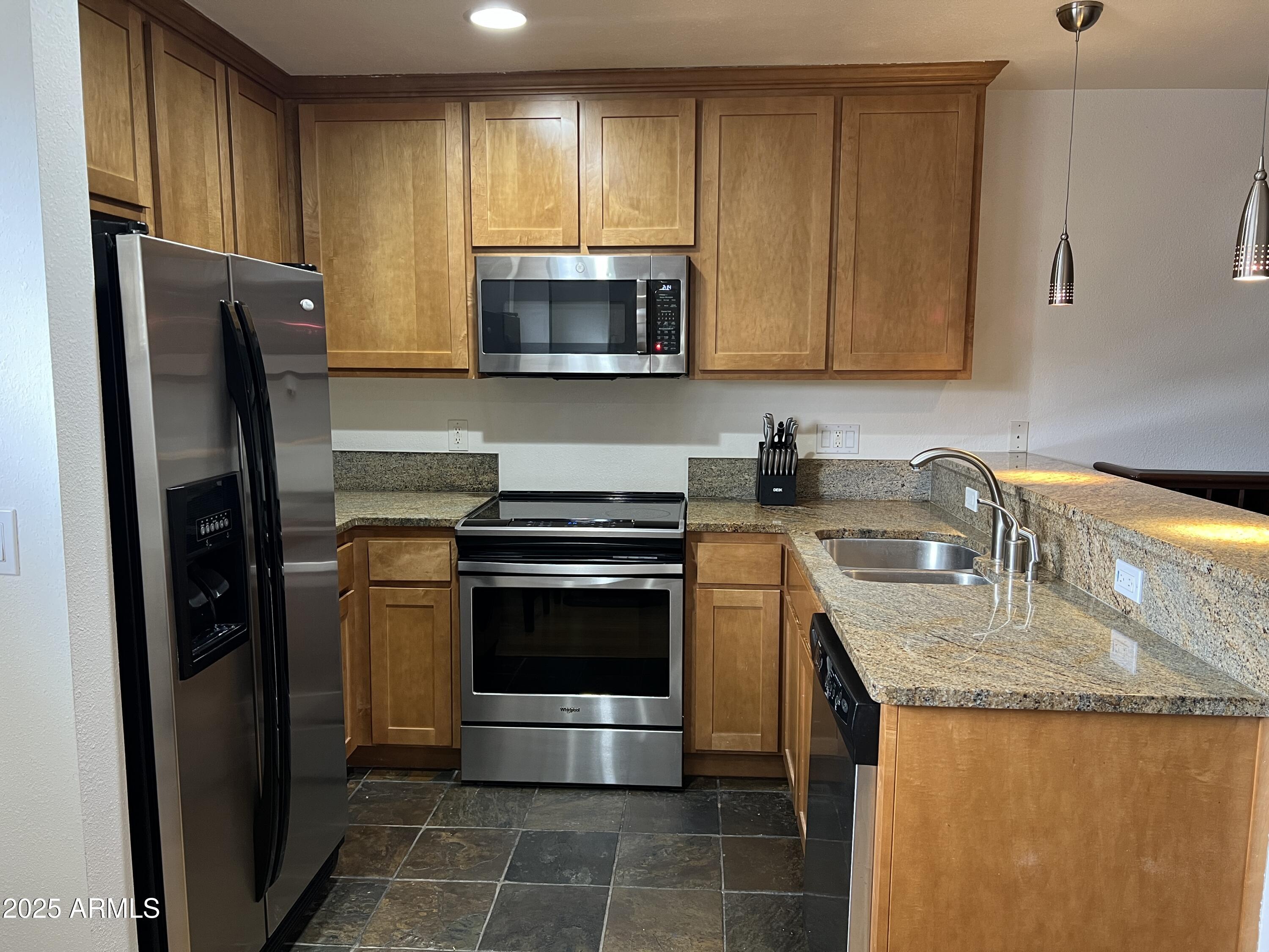 4704 E PARADISE VILLAGE Parkway N 129