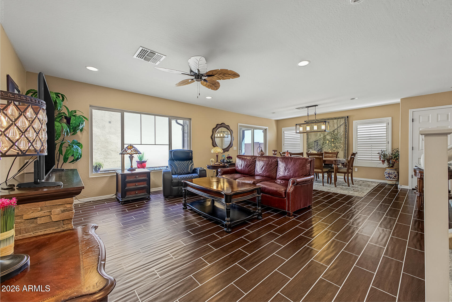 257 N SCOTT Drive