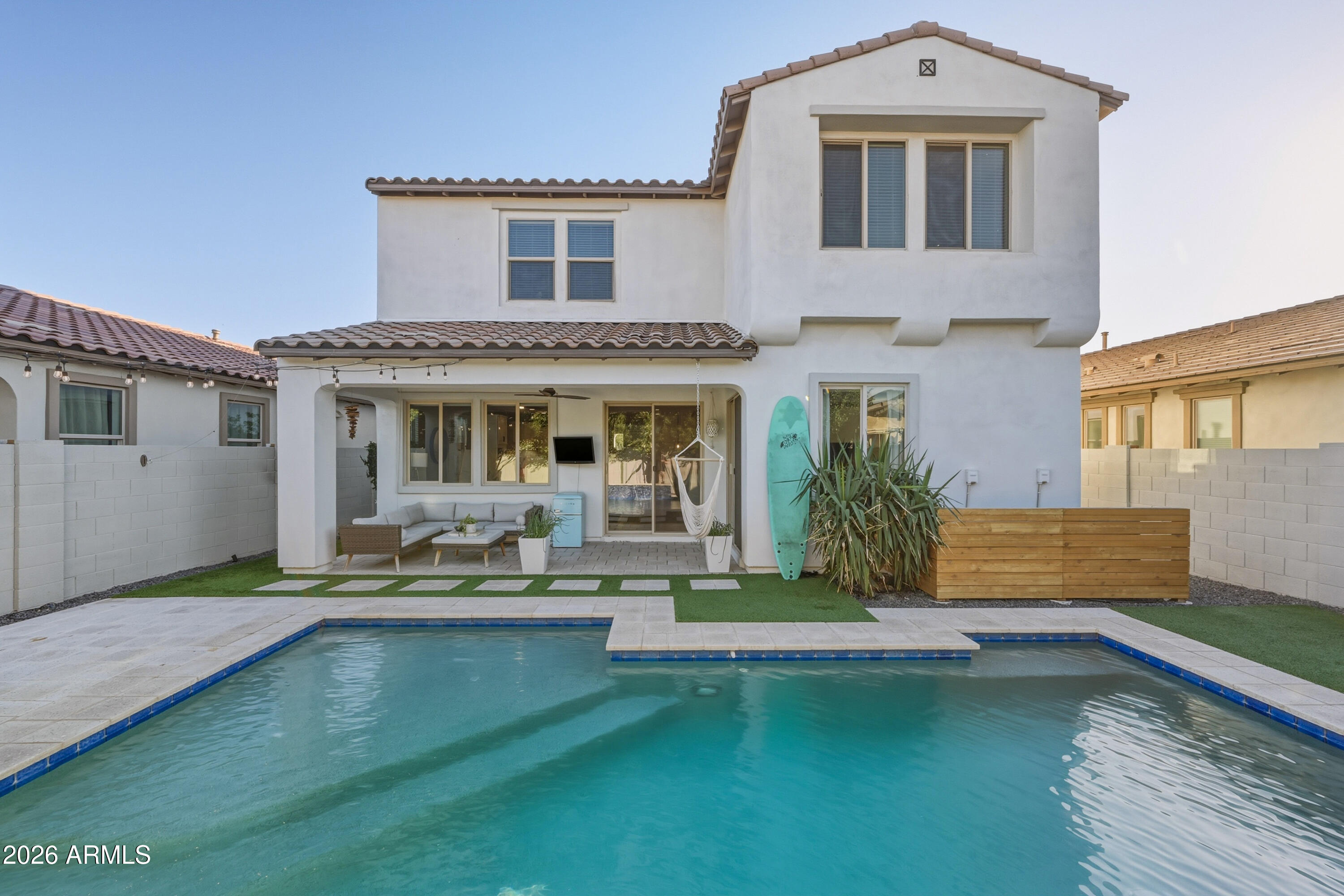 3846 E LOMA VISTA Street