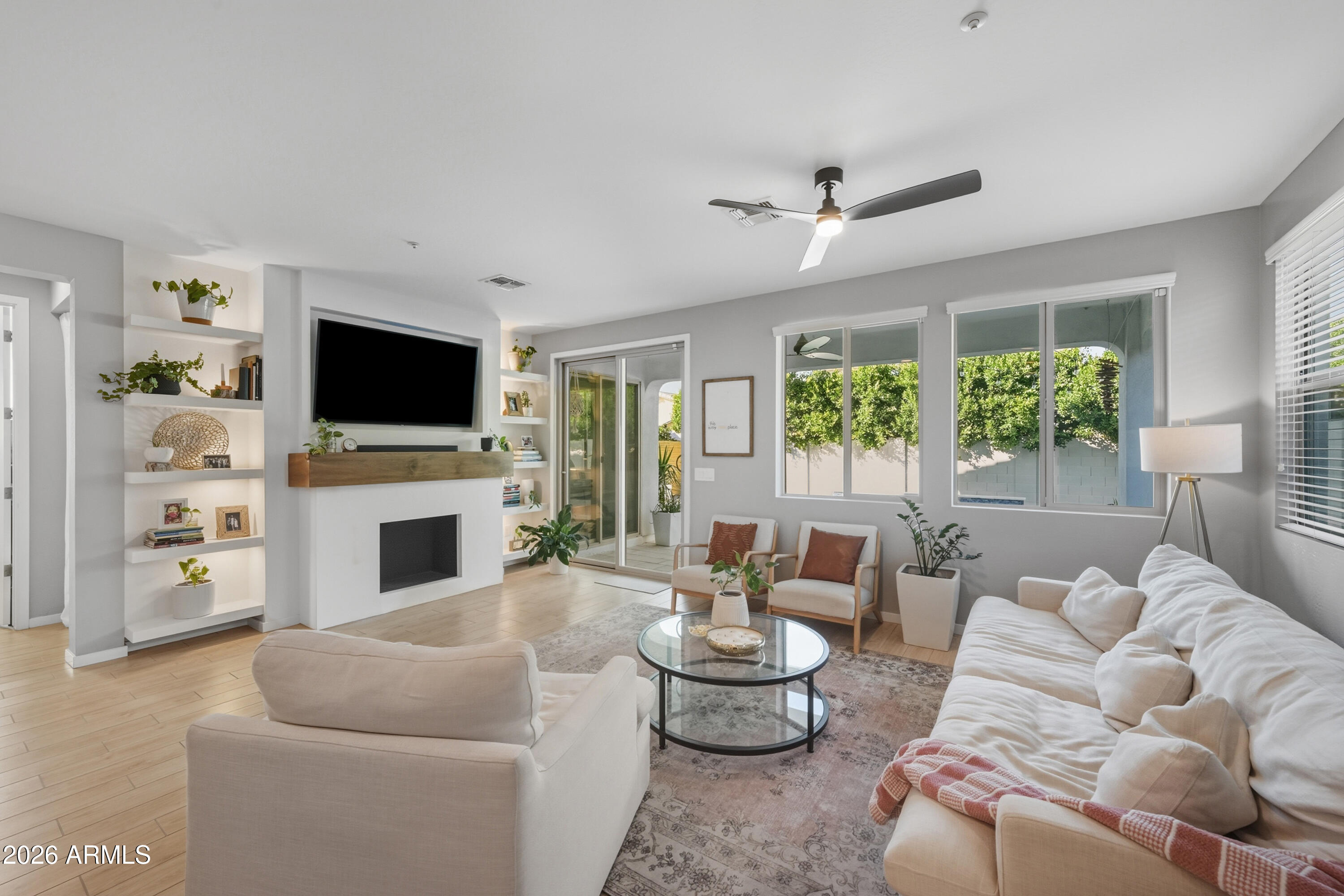 3846 E LOMA VISTA Street