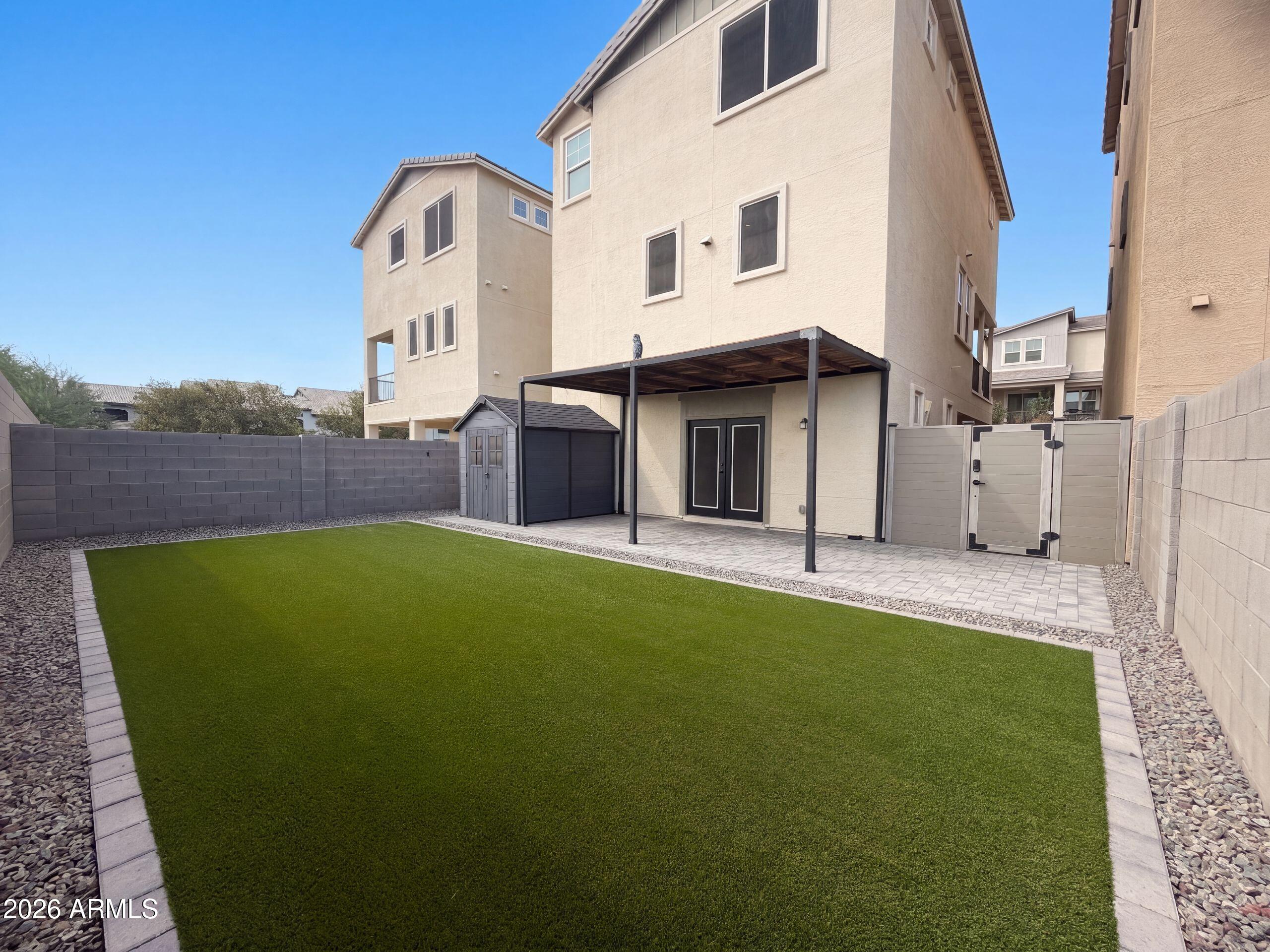 781 W FLINTLOCK Way