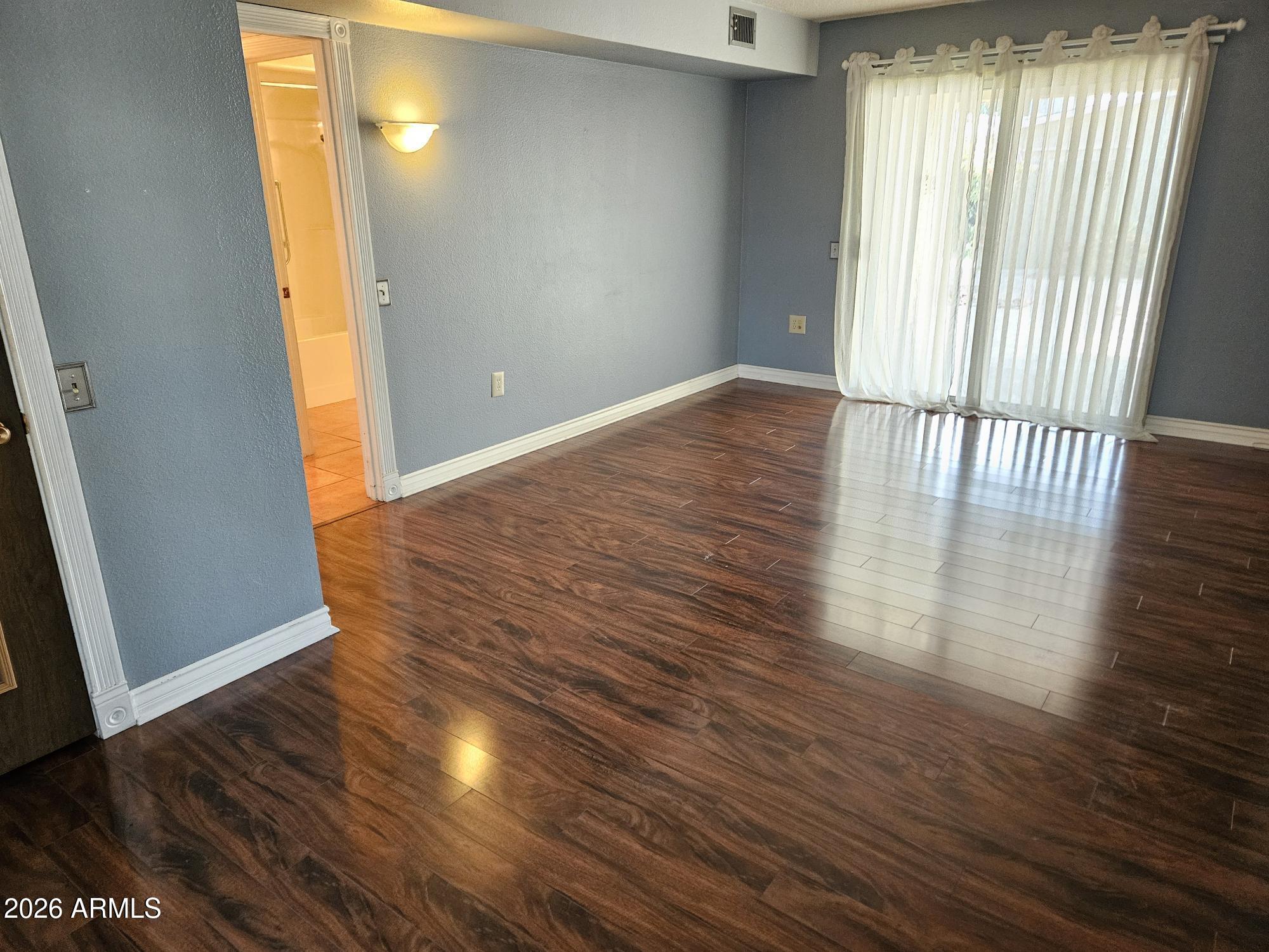 10743 W THUNDERBIRD Boulevard