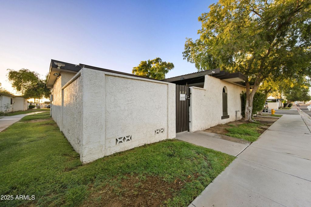 Photo of 720 S Dobson Road #125, Mesa, AZ 85202 (MLS # 6930682)