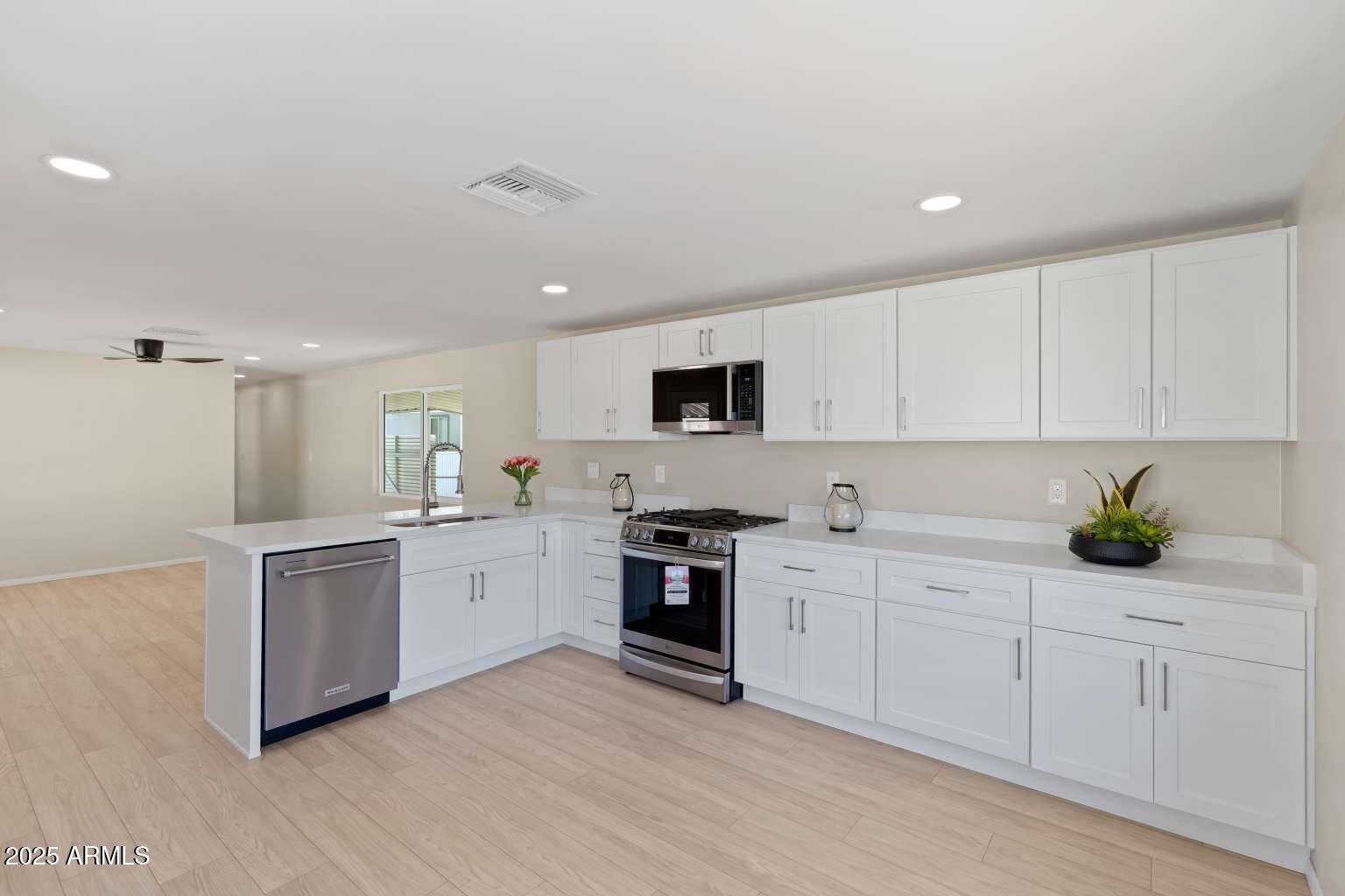 5000 E Grant Road 203