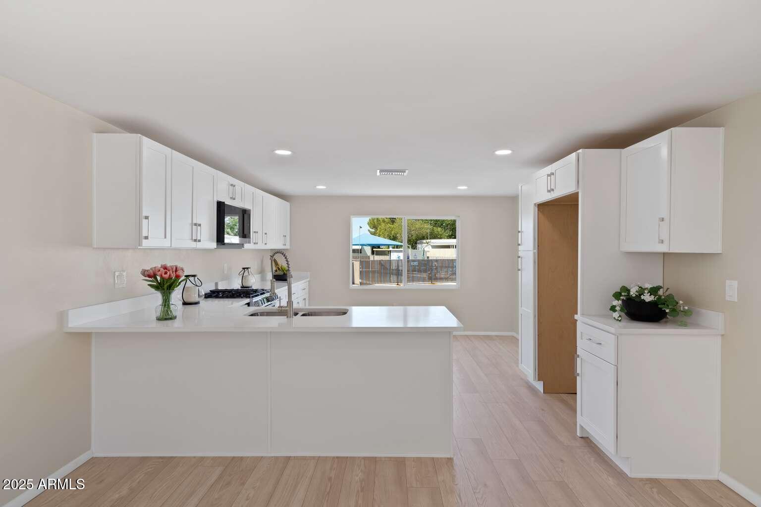 5000 E Grant Road 203