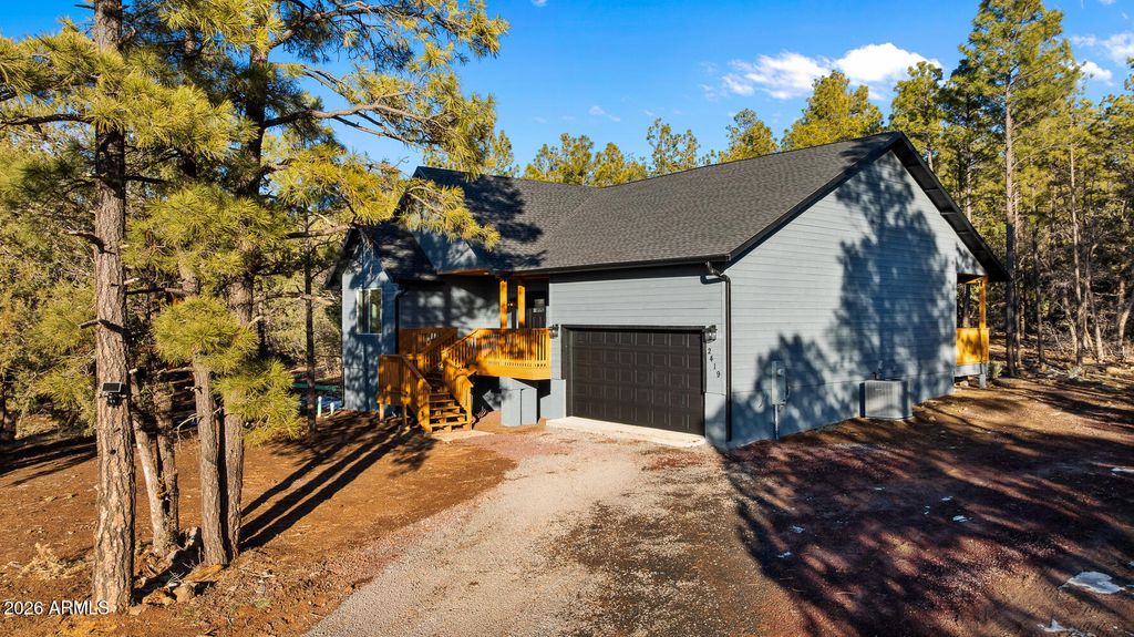 Photo of 2419 N Cimatario Drive, Lakeside, AZ 85929 (MLS # 6977818)