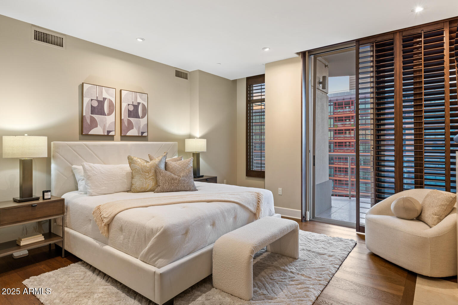 ESPLANADE PLACE CONDOMINIUM AMD - Residential