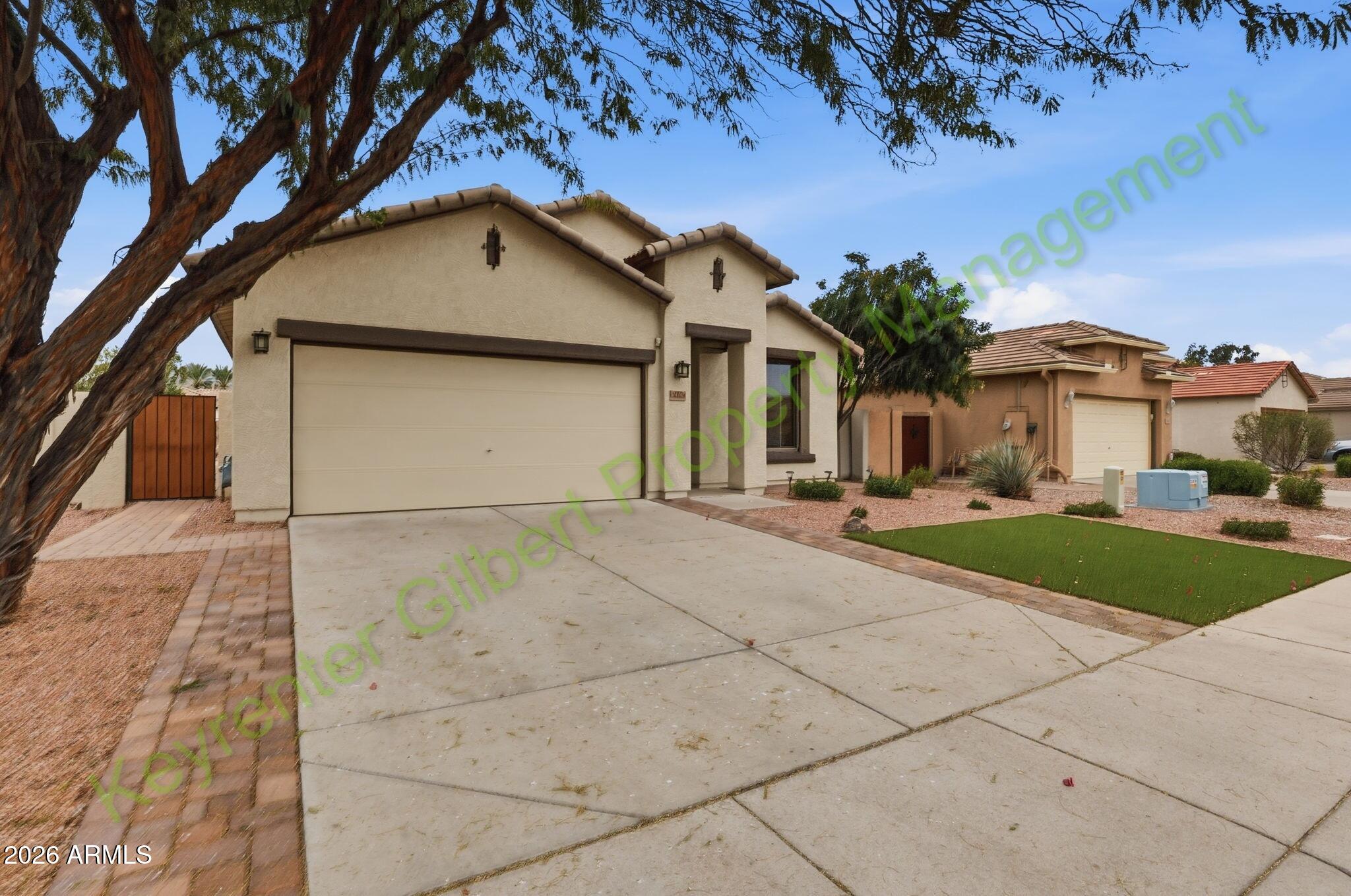 3469 E TURNBERRY Drive