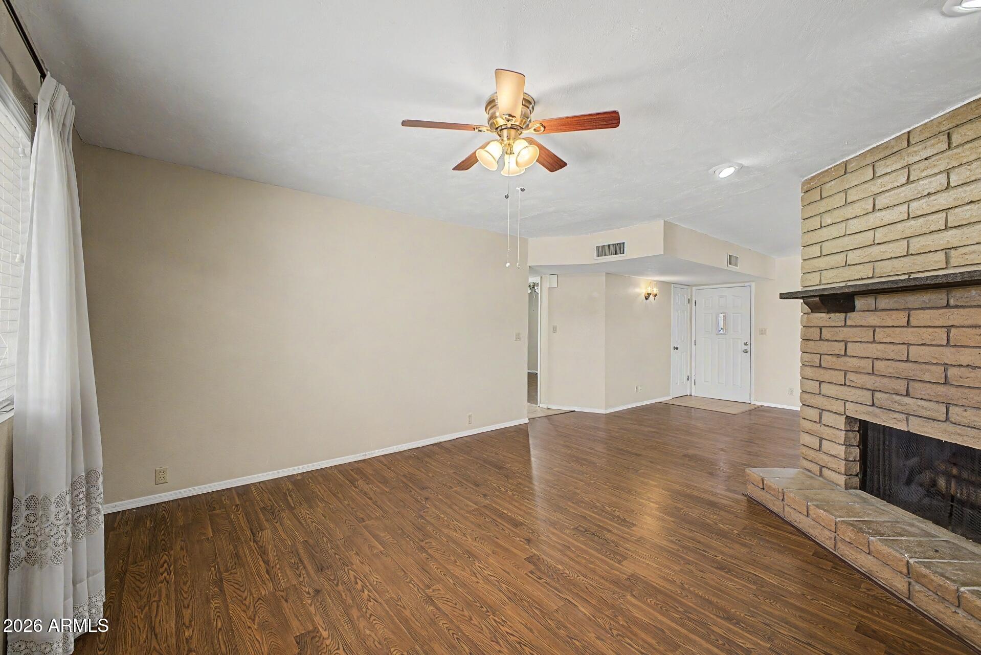 6050 E PRINCESS Drive