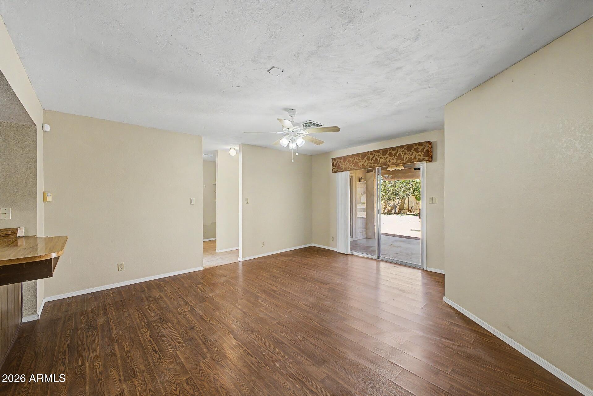6050 E PRINCESS Drive