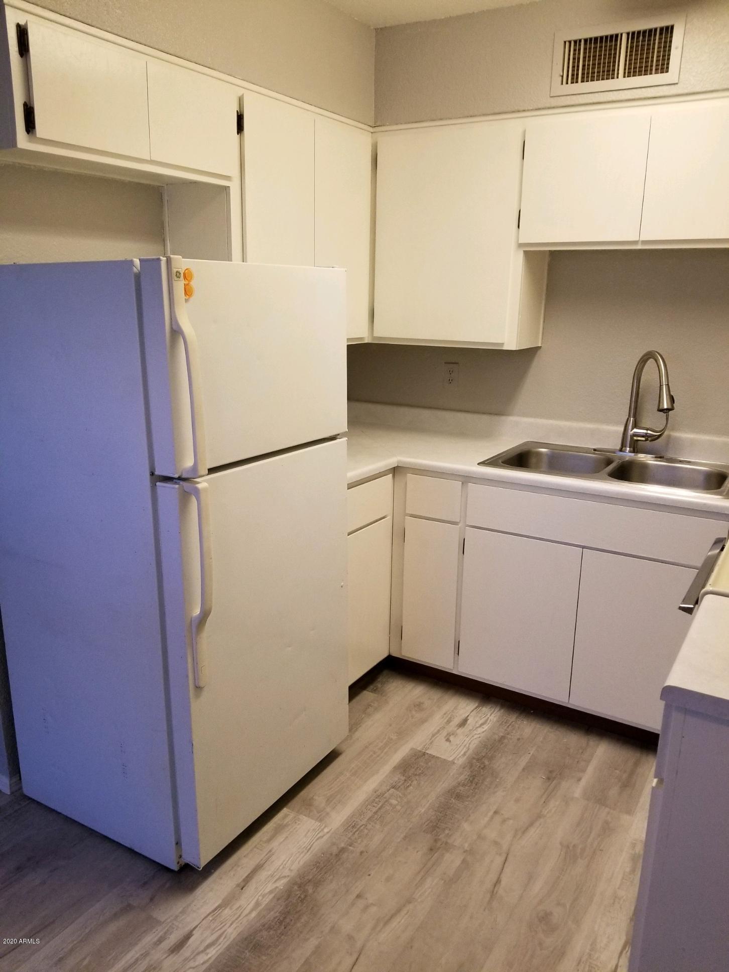 280 E RUGGLES Street 5