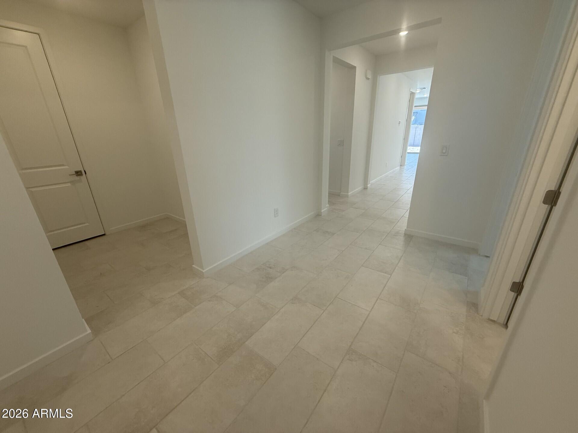 25171 W LA SALLE Street