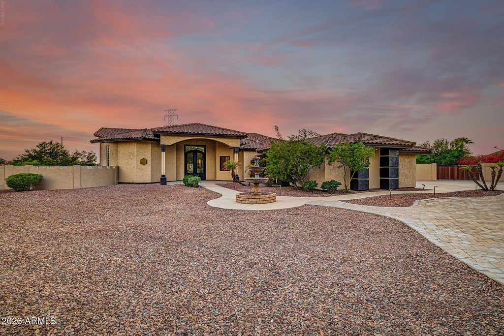 Photo of 9183 W Shamel Ash Road, Peoria, AZ 85383 (MLS # 7082199)