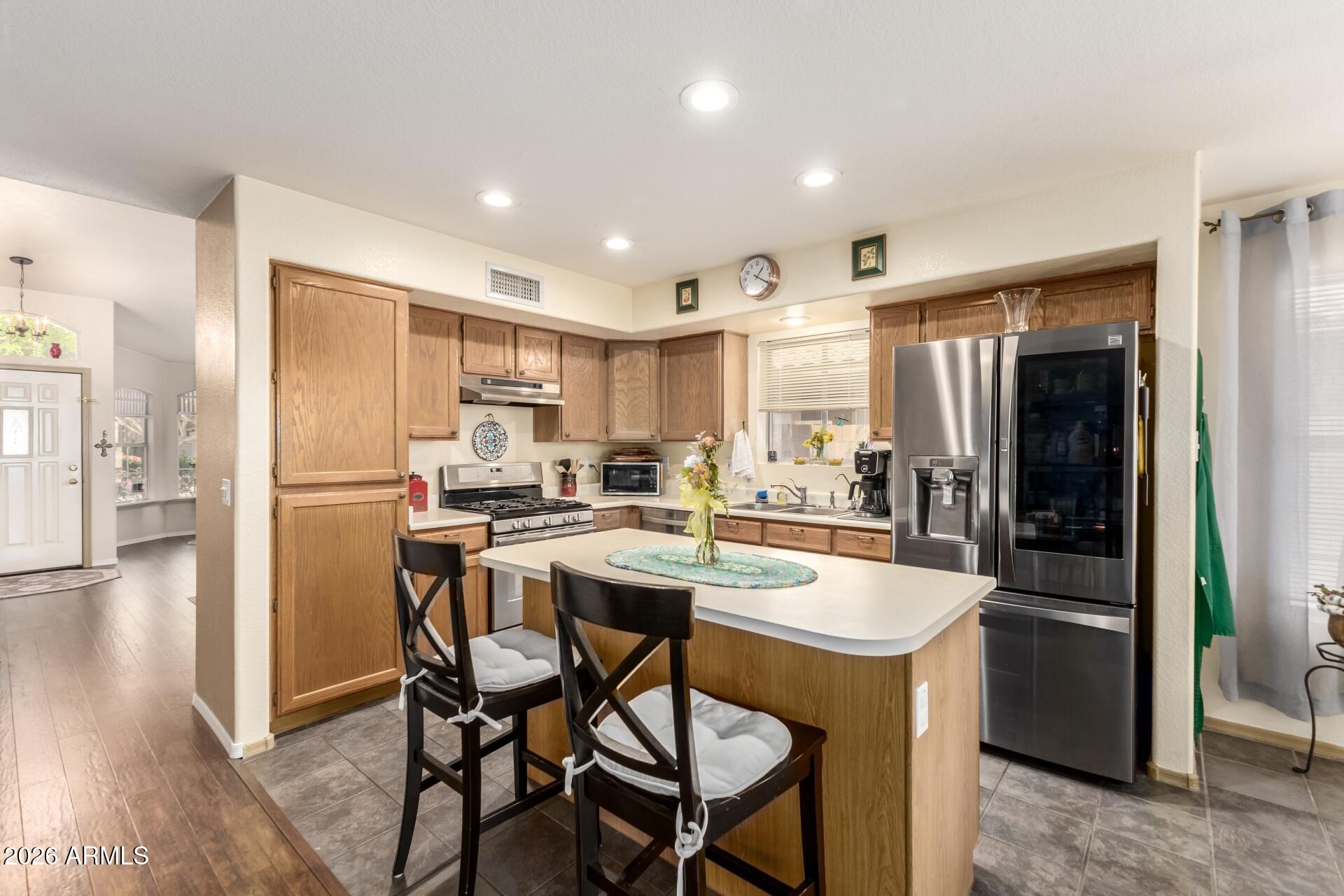 1495 E CHEYENNE Street