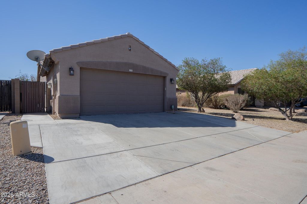 Photo of 17207 W Durango Street, Goodyear, AZ 85338 (MLS # 7016707)