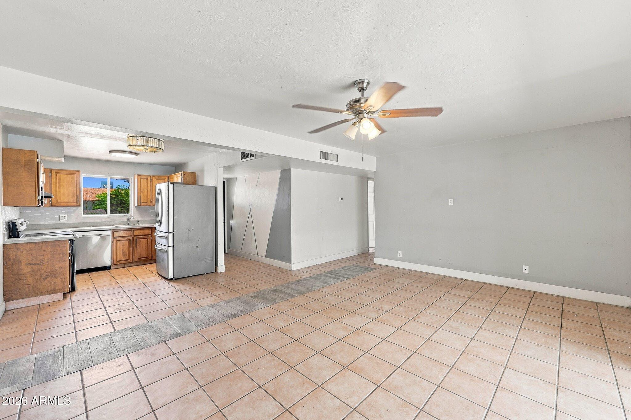 1831 W 3RD Place