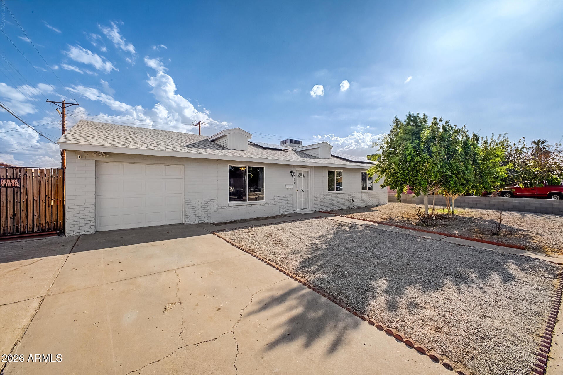 5509 W AVALON Drive