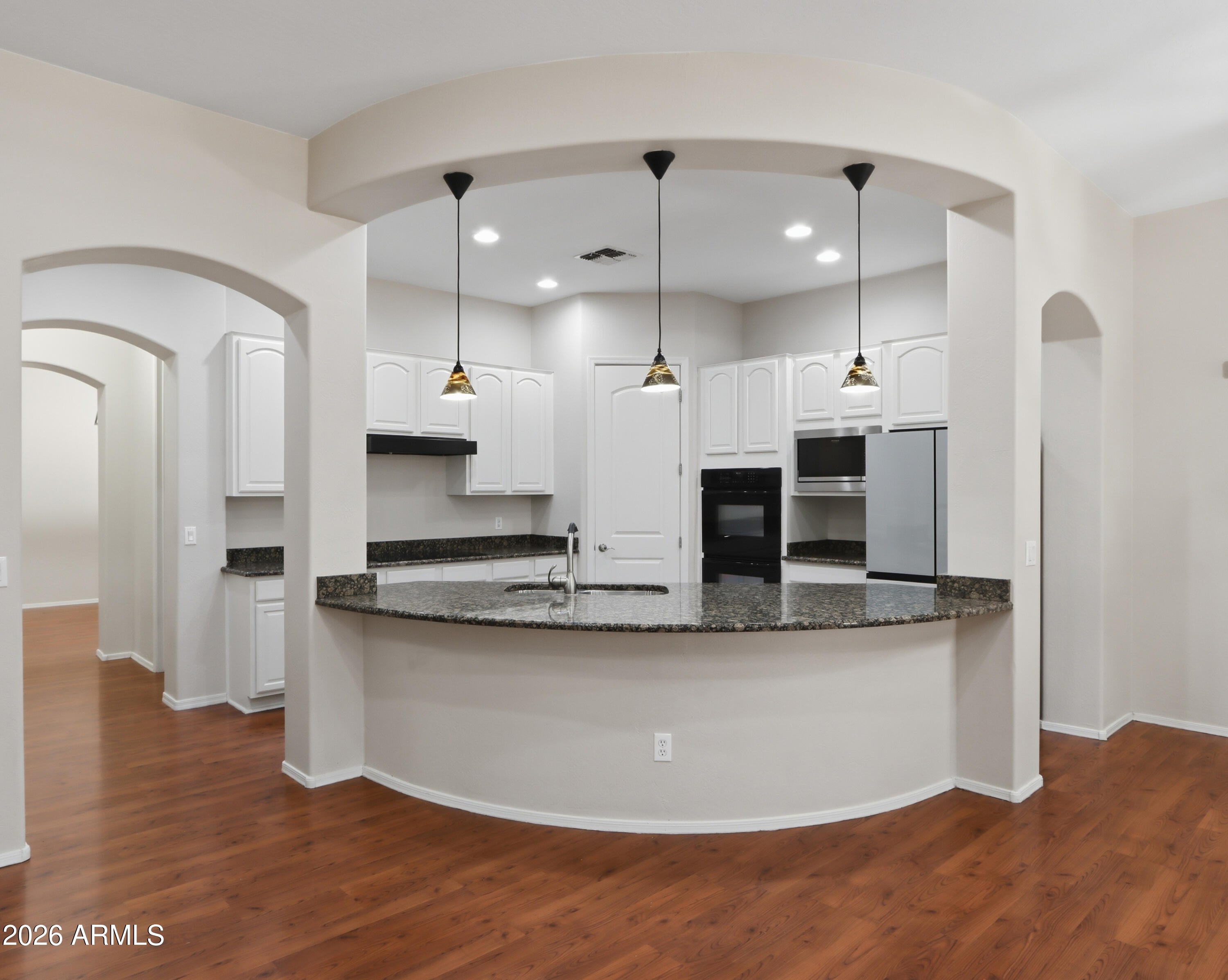 2406 W DESPERADO Way