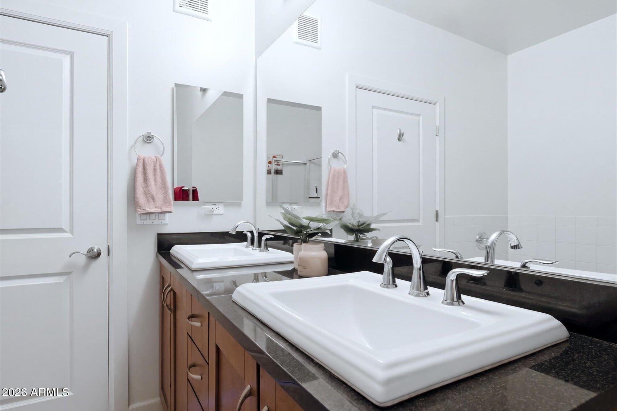 ARTESIA CONDOMINIUMS - Residential
