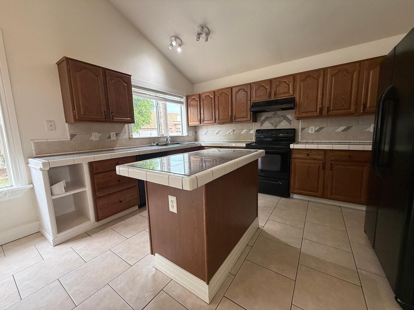 3012 E Hermosa Vista Drive