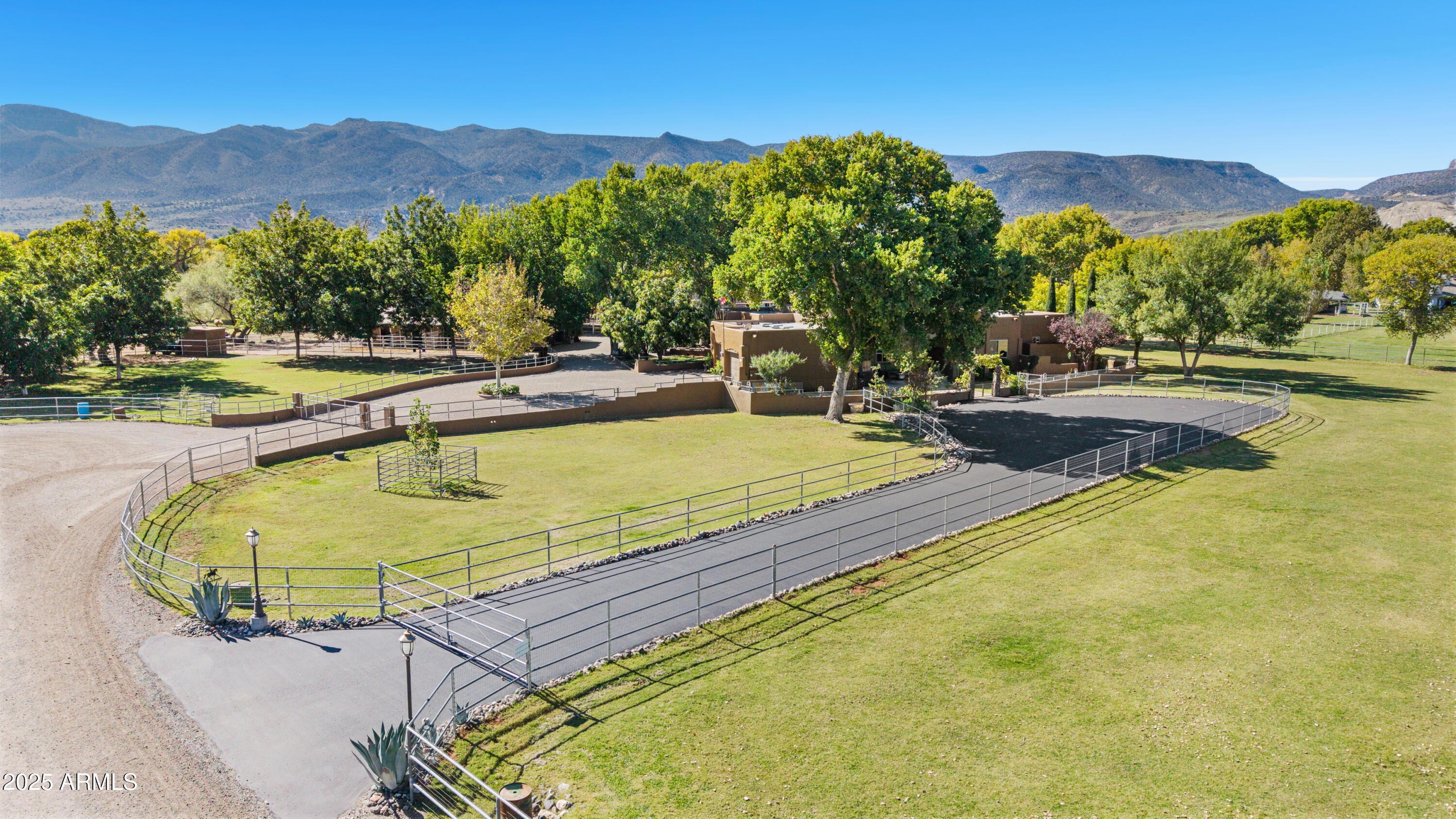 1450 S MAYBELLE Lane