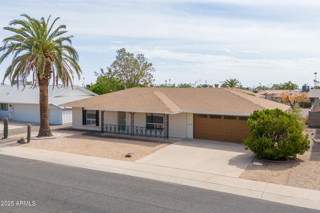 Photo of 10301 W Charter Oak Drive, Sun City, AZ 85351 (MLS # 6924110)