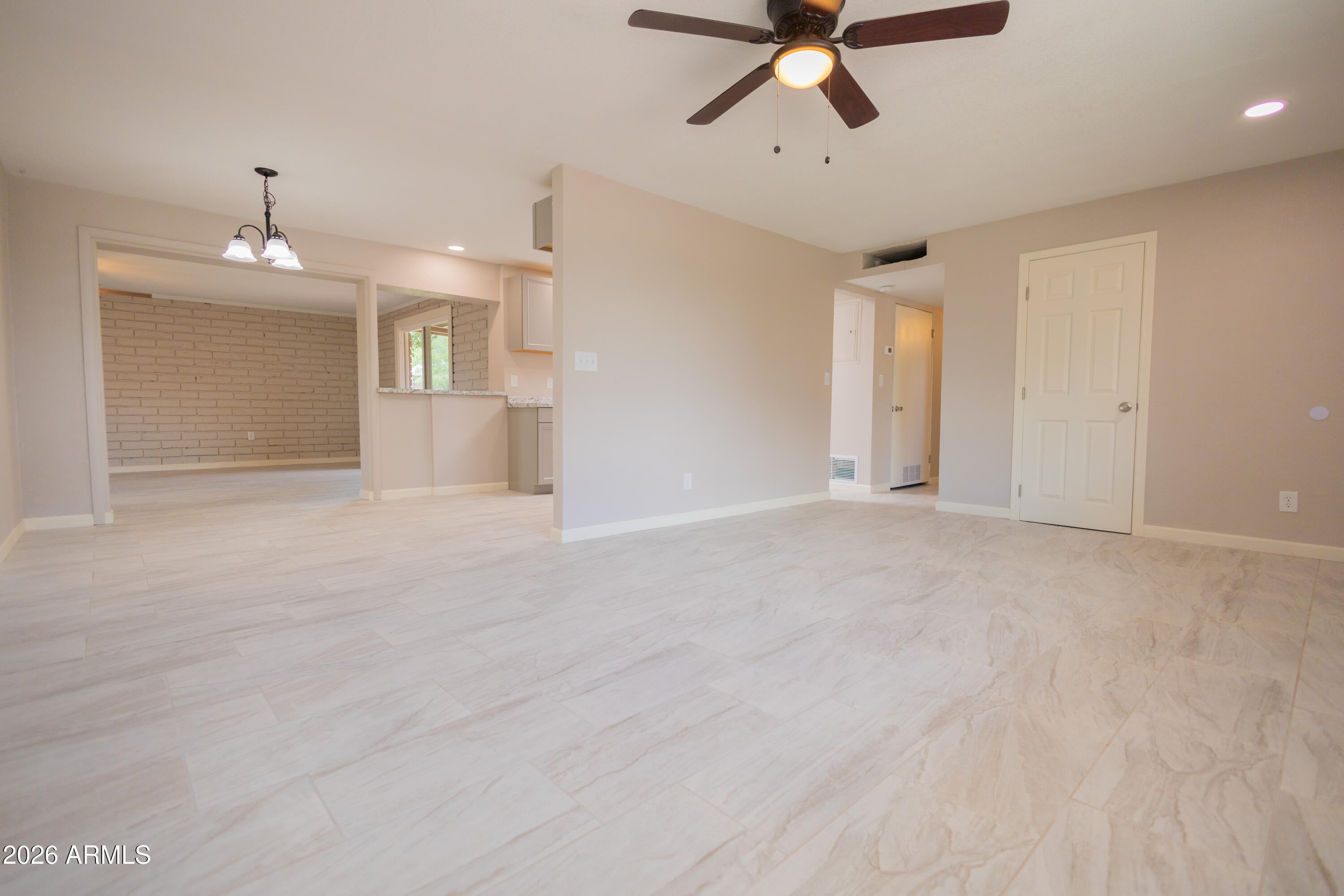 436 CRESTVIEW Place