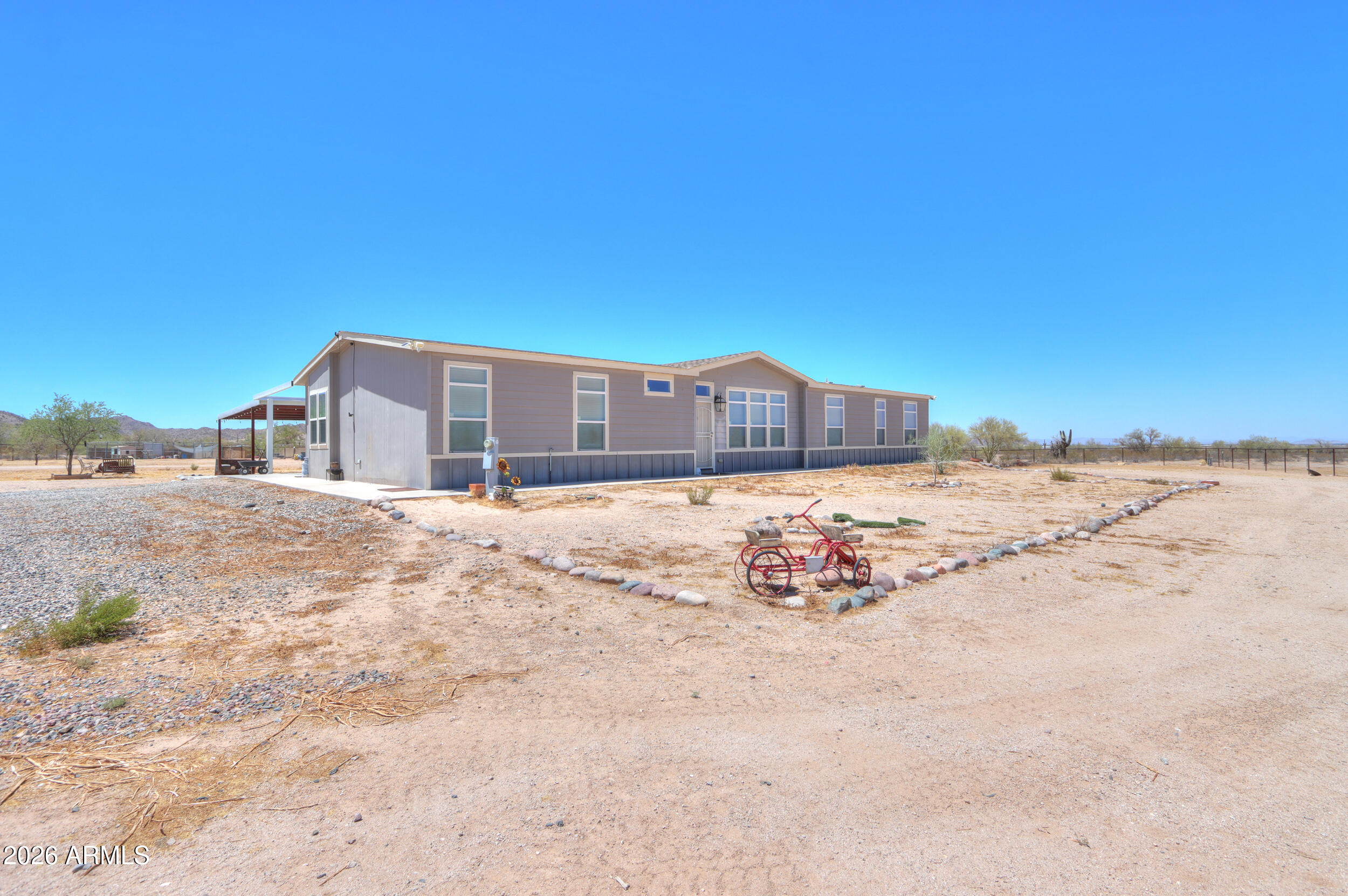 53102 W Roadrunner Way