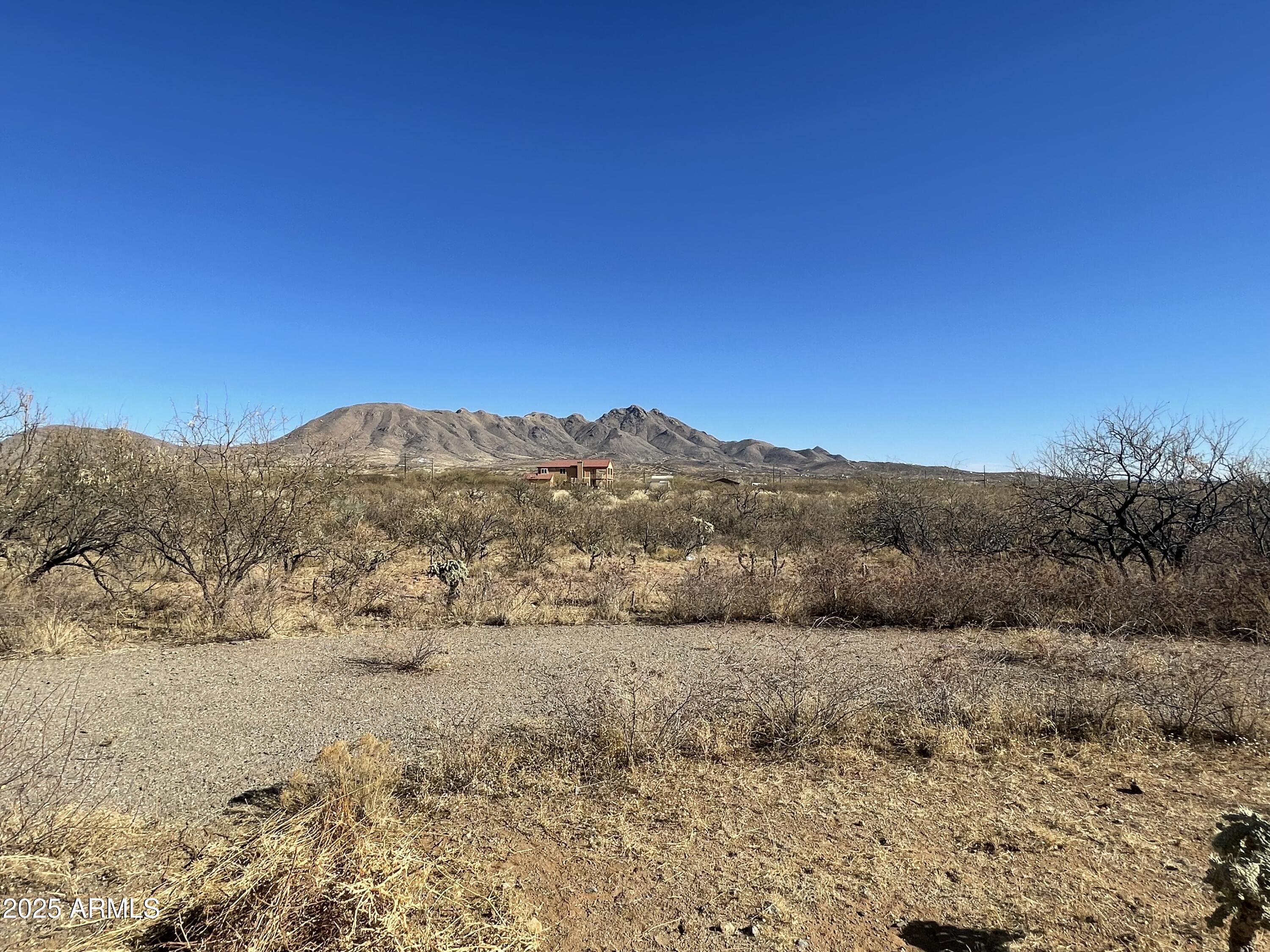 1764 CALLE REGINA -- 10