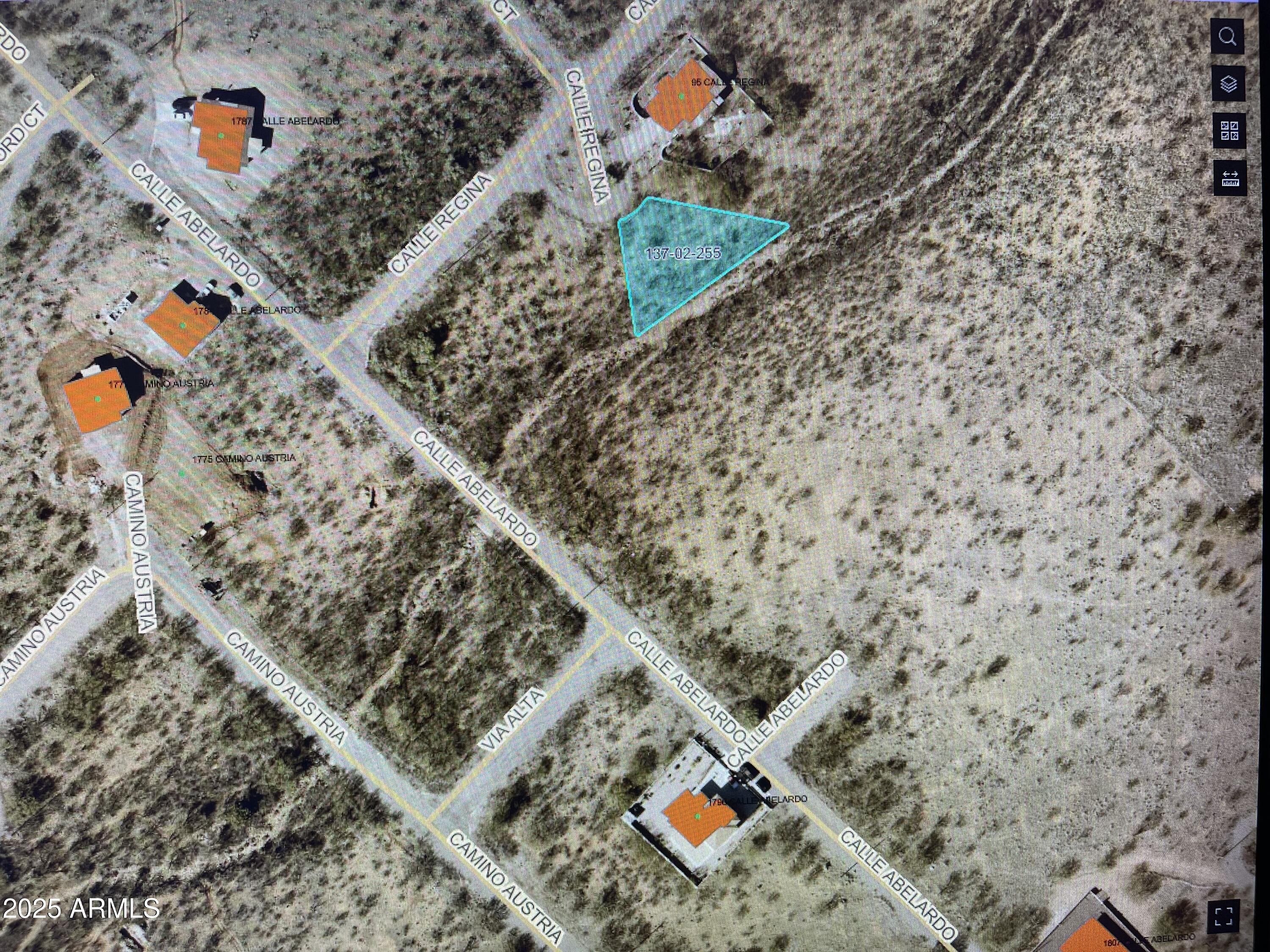 1764 CALLE REGINA -- 10