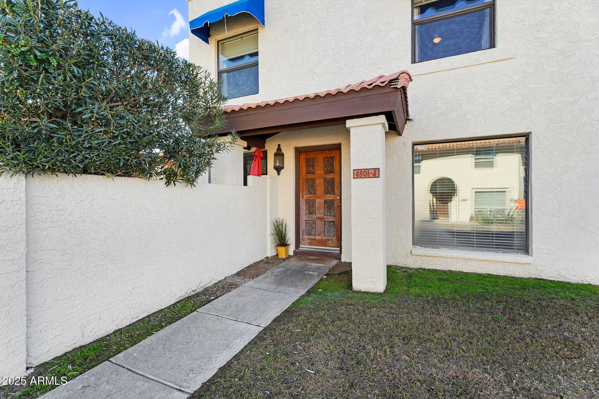 4801 E EUCLID Avenue 3