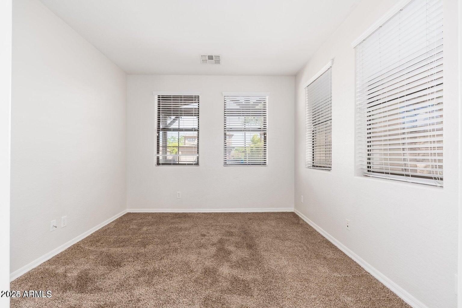1405 W PELICAN Court