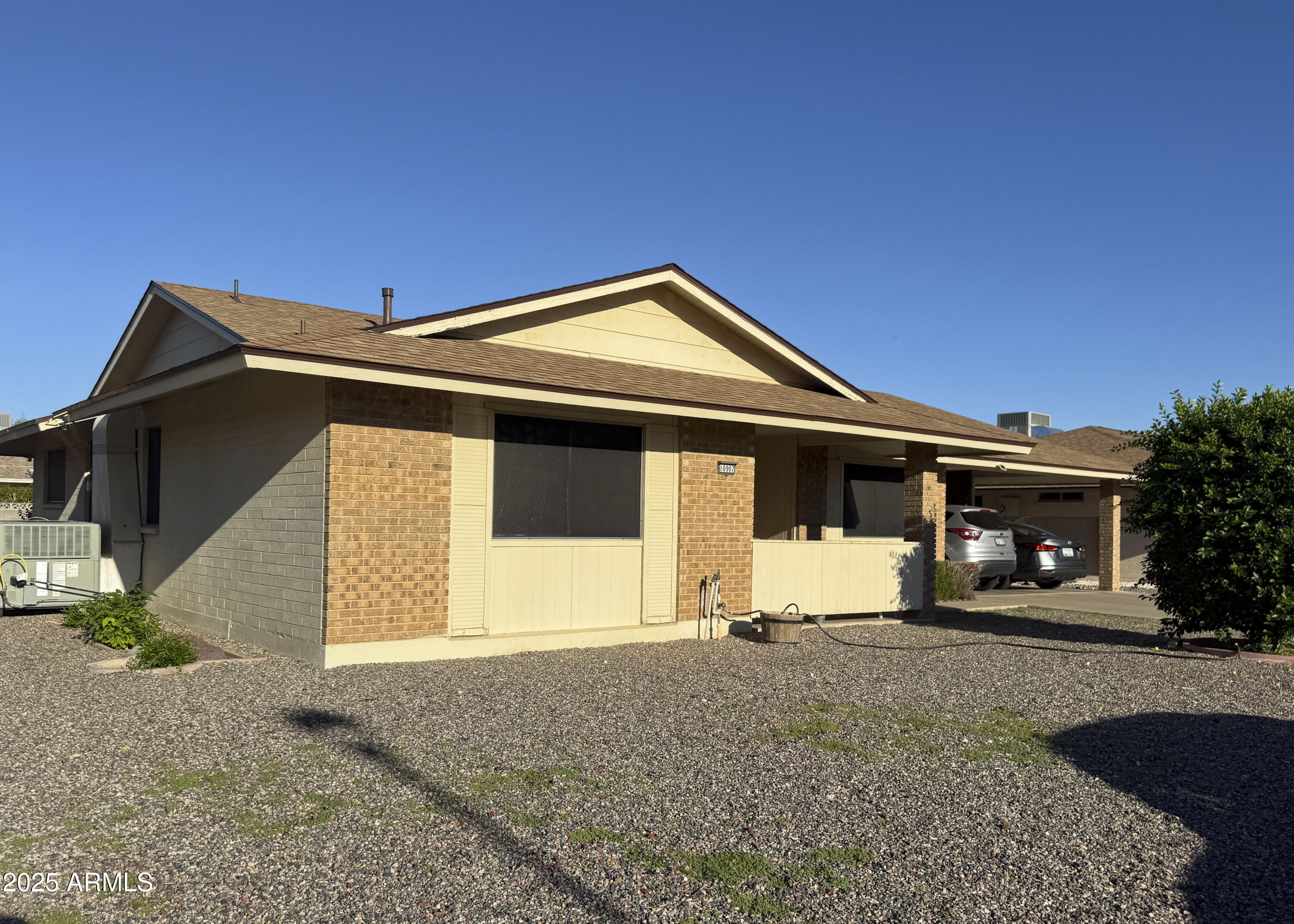 10907 W Saratoga Circle